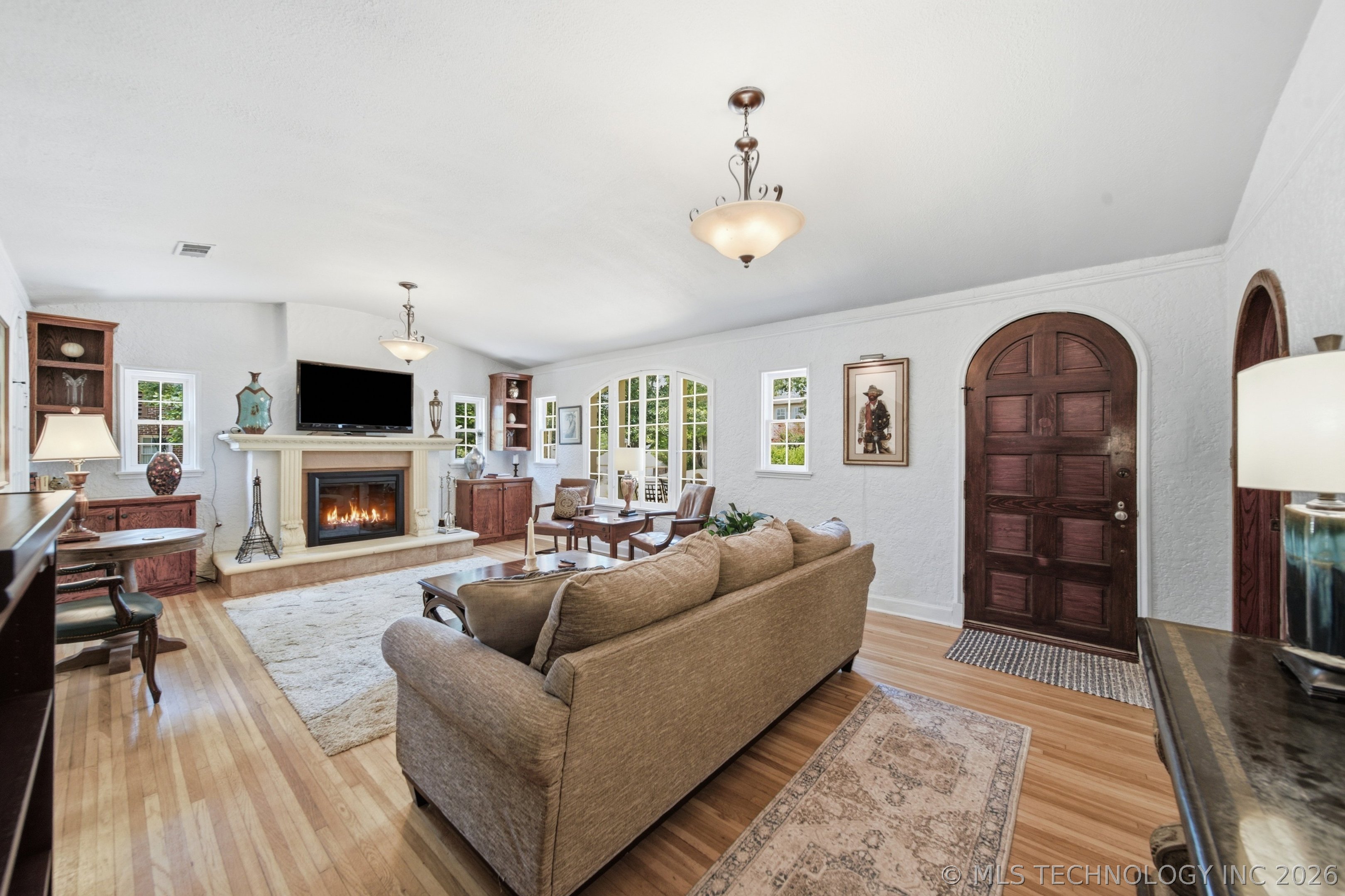 116 E 26th Street Property Photo 8
