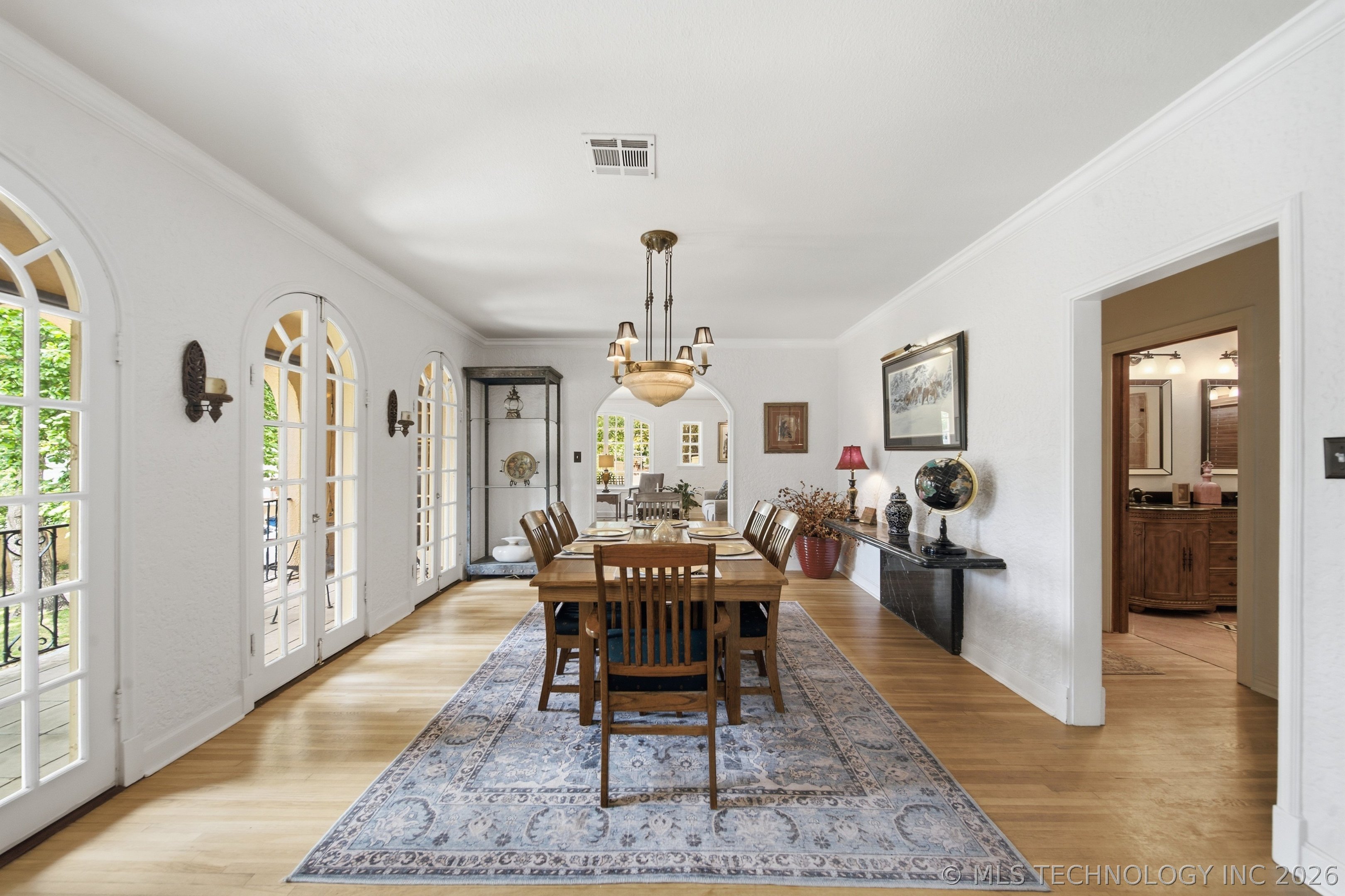 116 E 26th Street Property Photo 13
