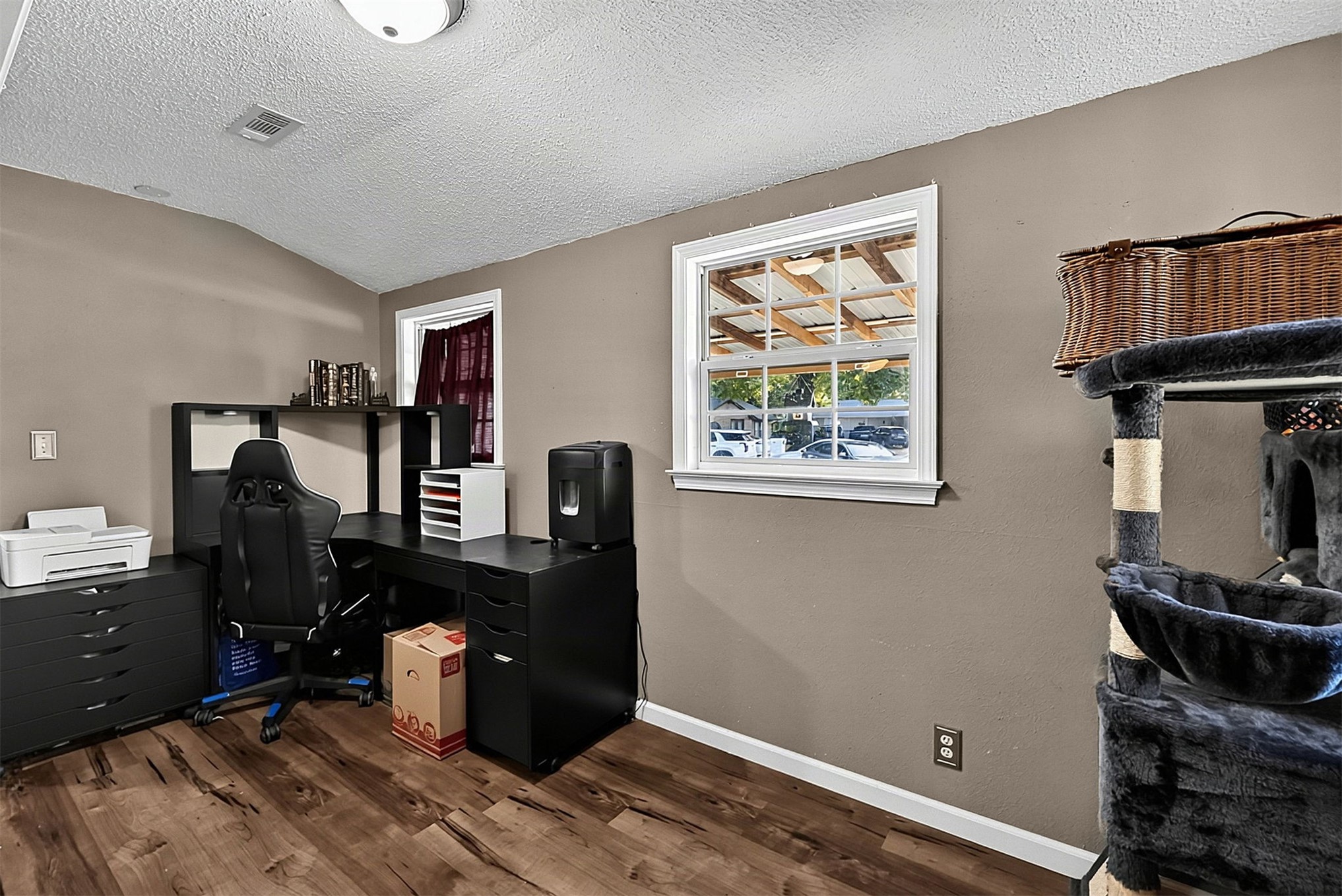 104 N Wortman Place Property Photo 8