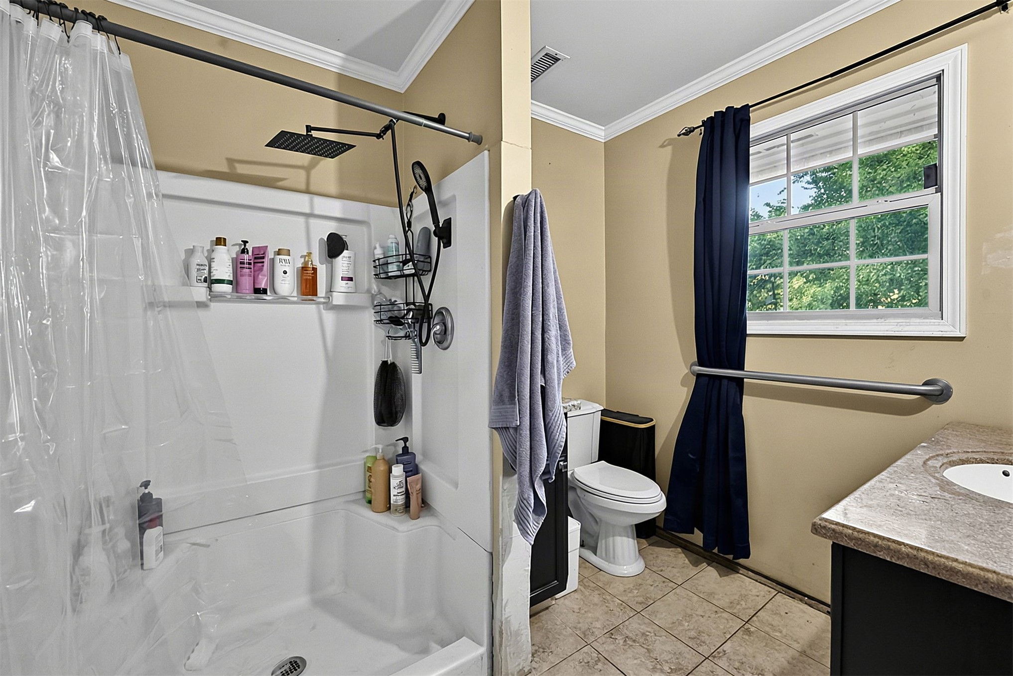 104 N Wortman Place Property Photo 21