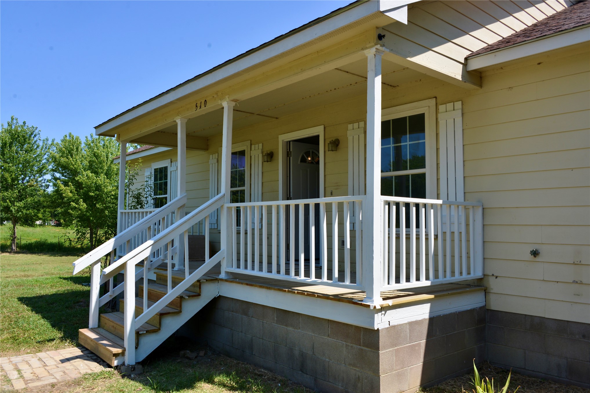 510 Spruce Street Property Photo 2