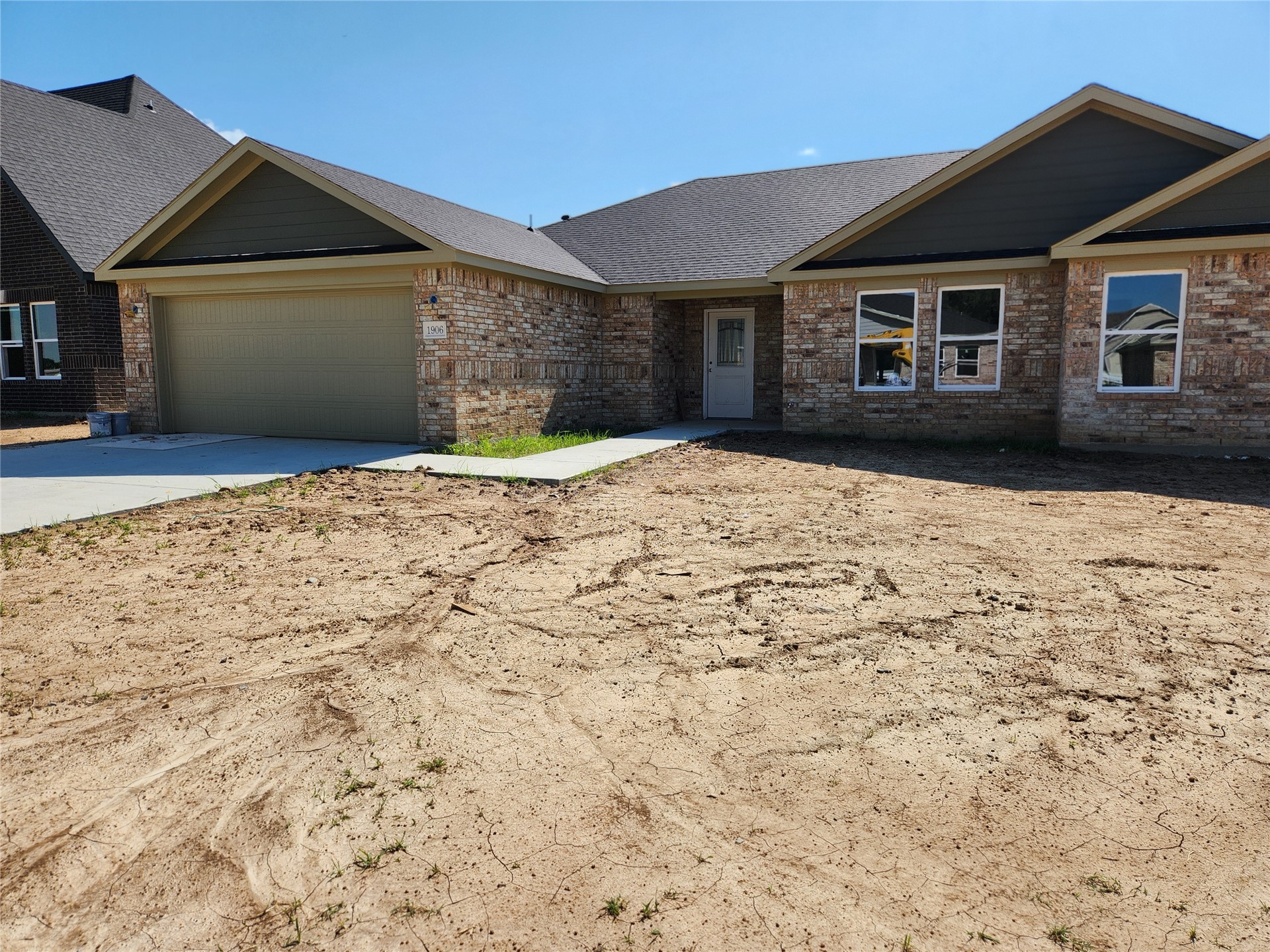 1906 Topaz Road Property Photo 1
