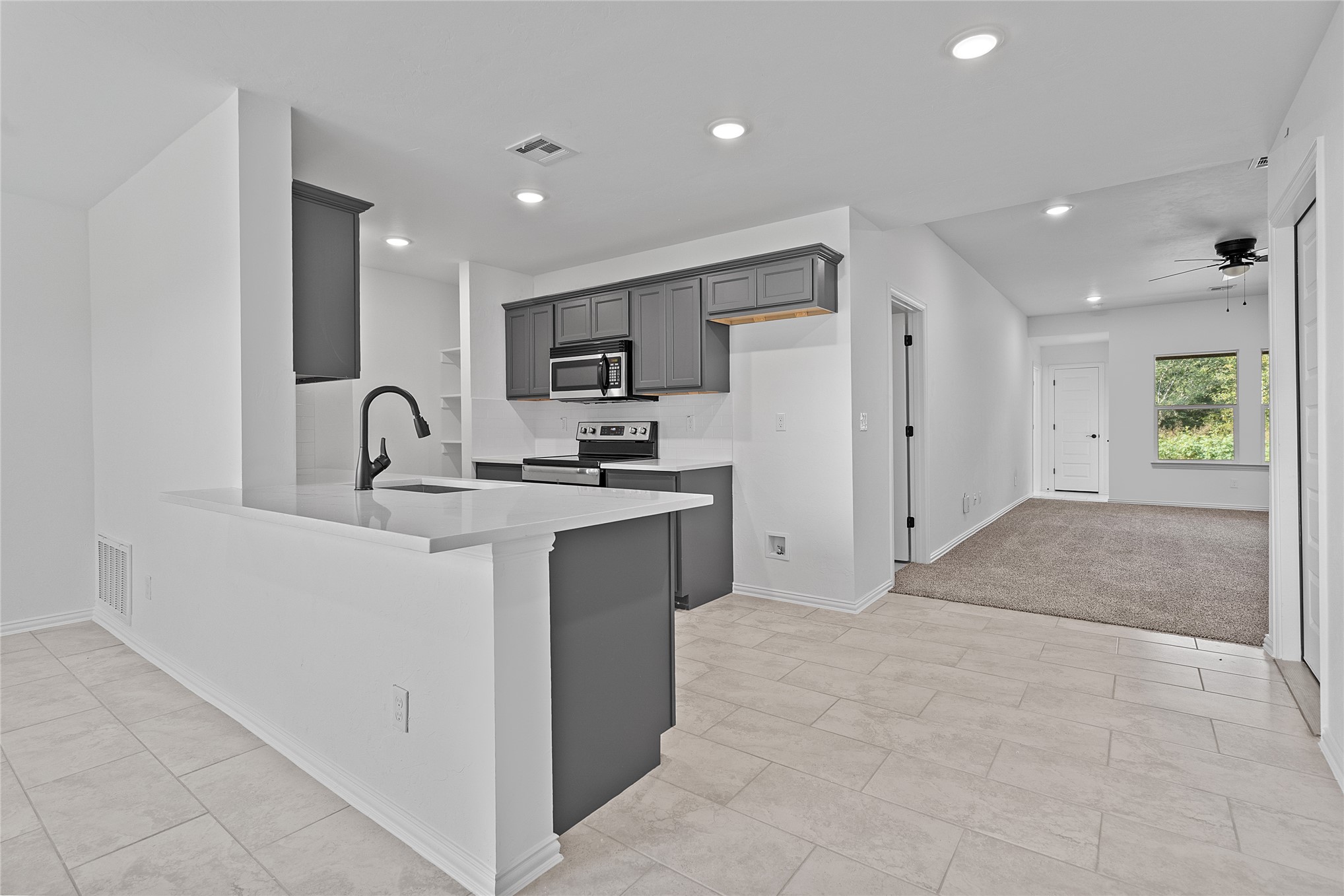 1841 Topaz Road Property Photo 5