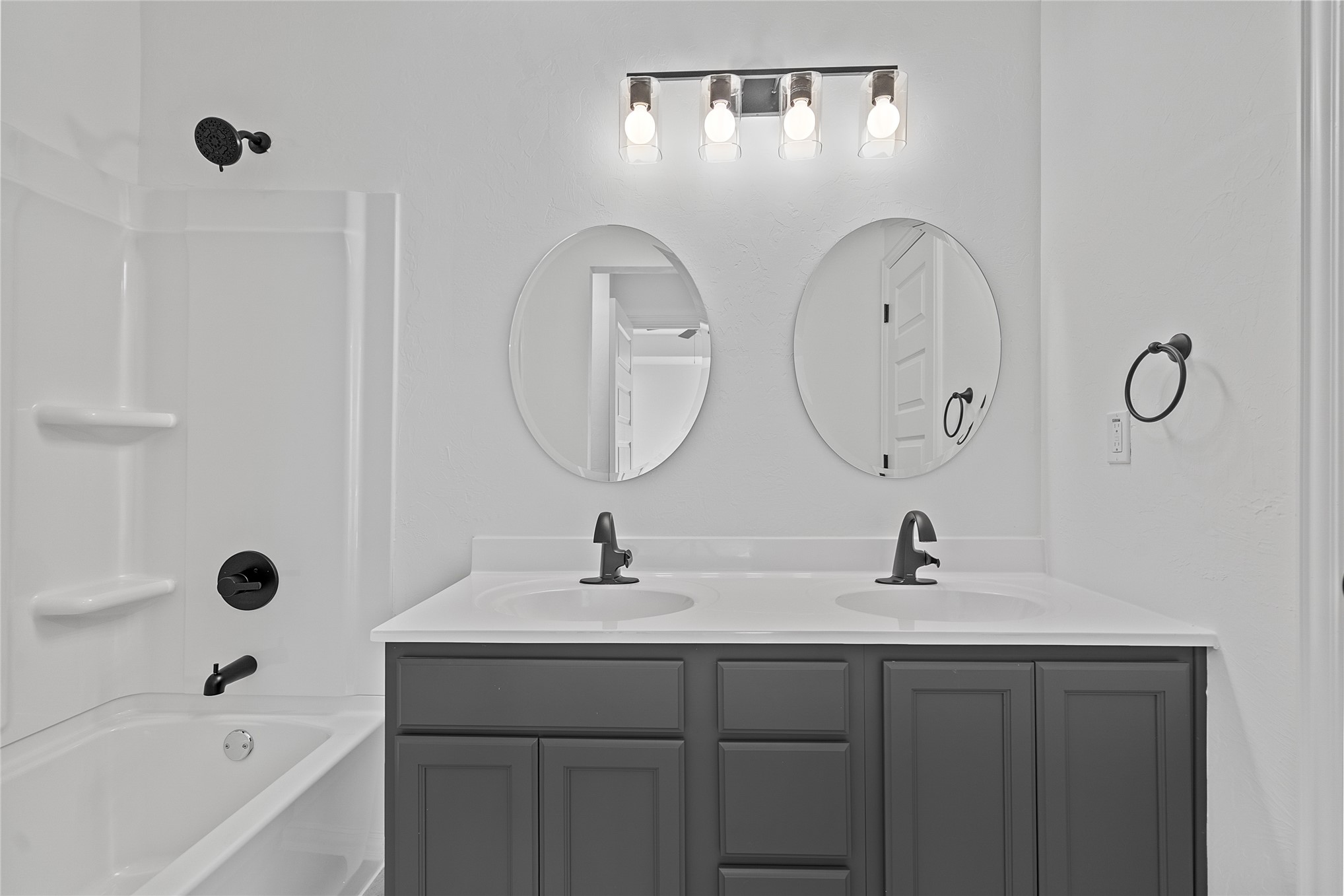 1841 Topaz Road Property Photo 12