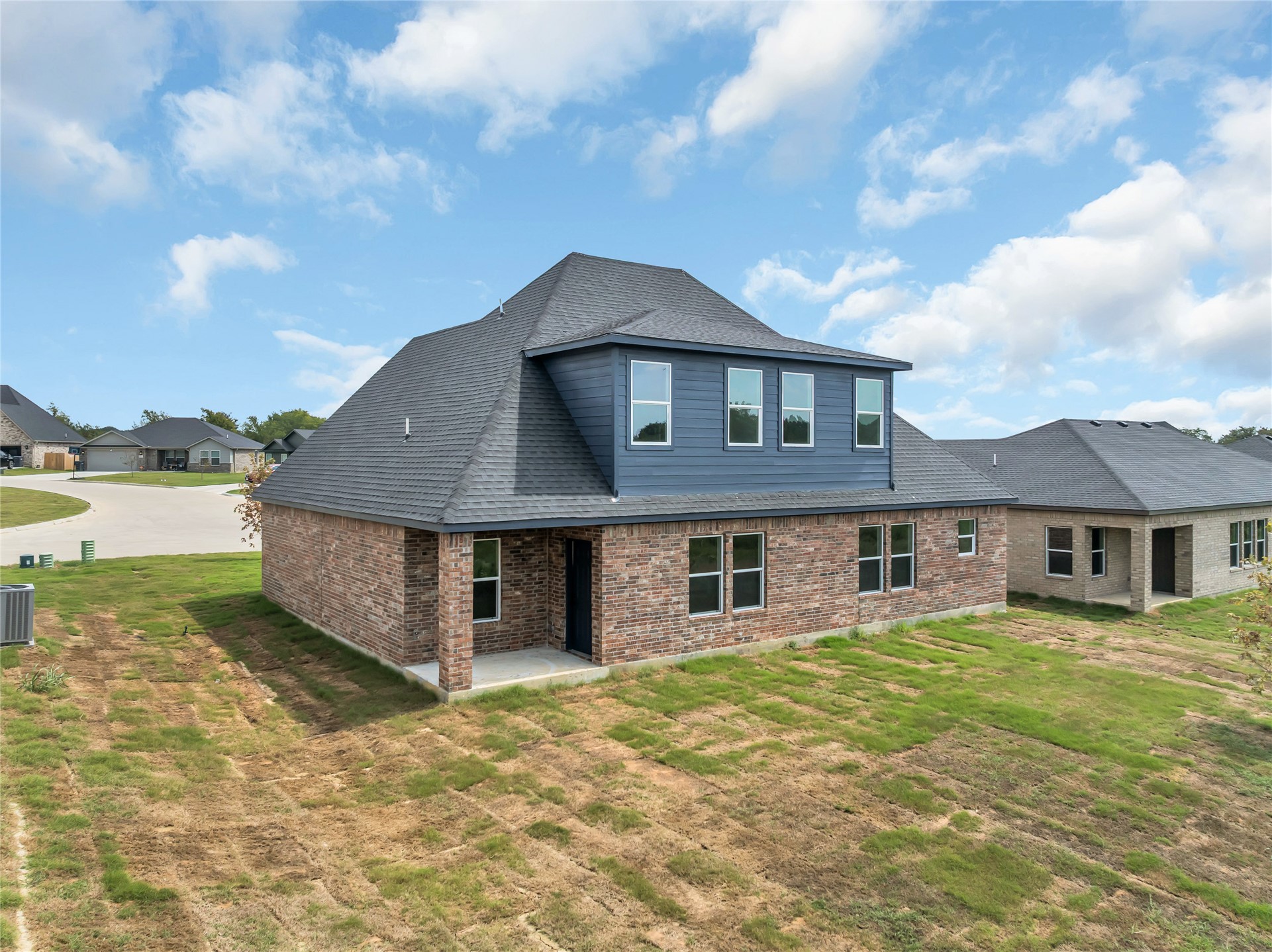 1832 Topaz Road Property Photo 2