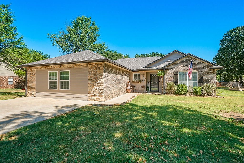 14080 County Road 1573 Property Photo 6