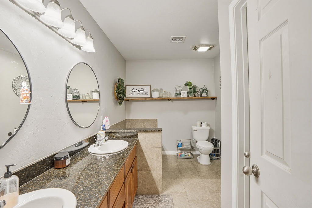 14080 County Road 1573 Property Photo 20