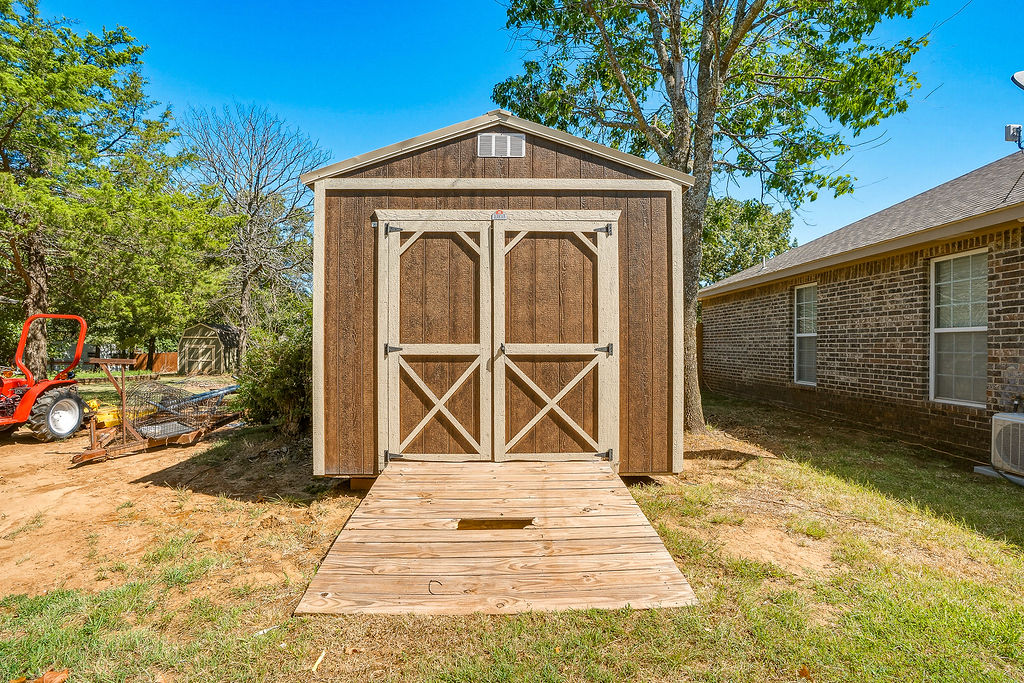 14080 County Road 1573 Property Photo 41