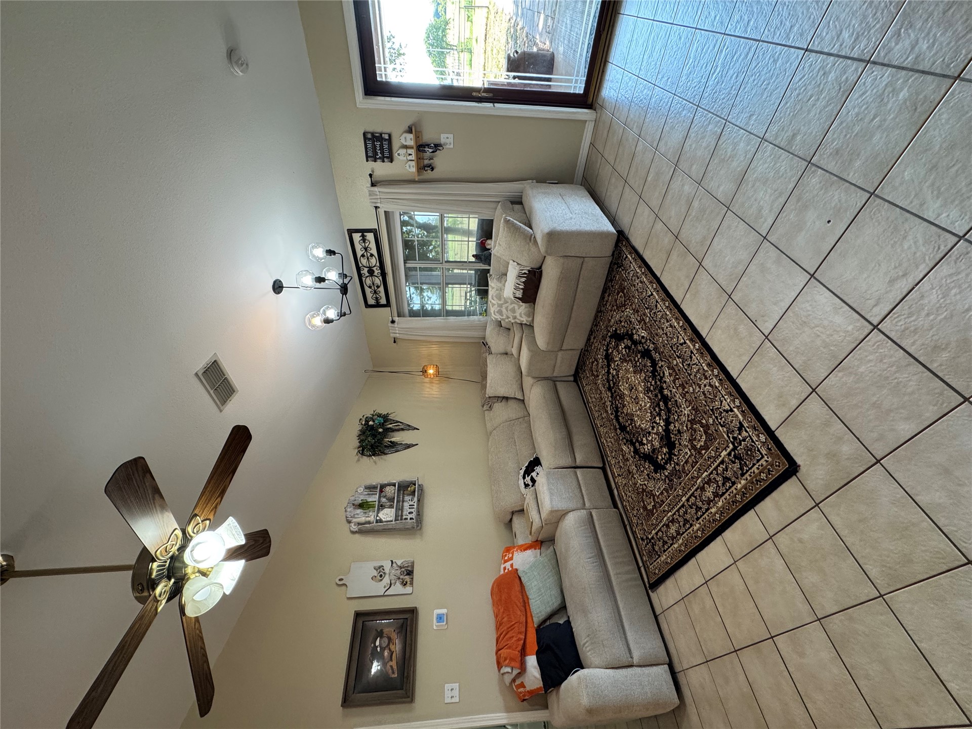 20126 Old Towne Property Photo 4