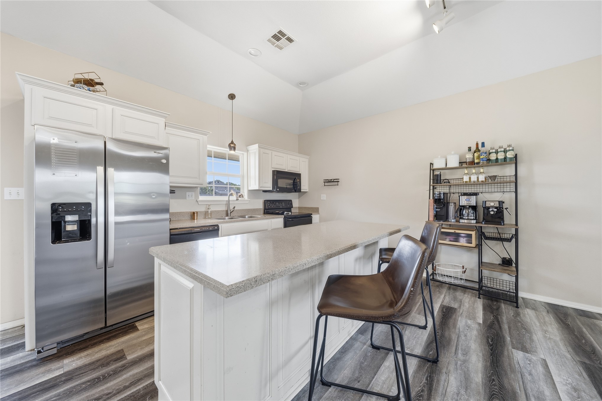 6524 W 4915 Property Photo 12