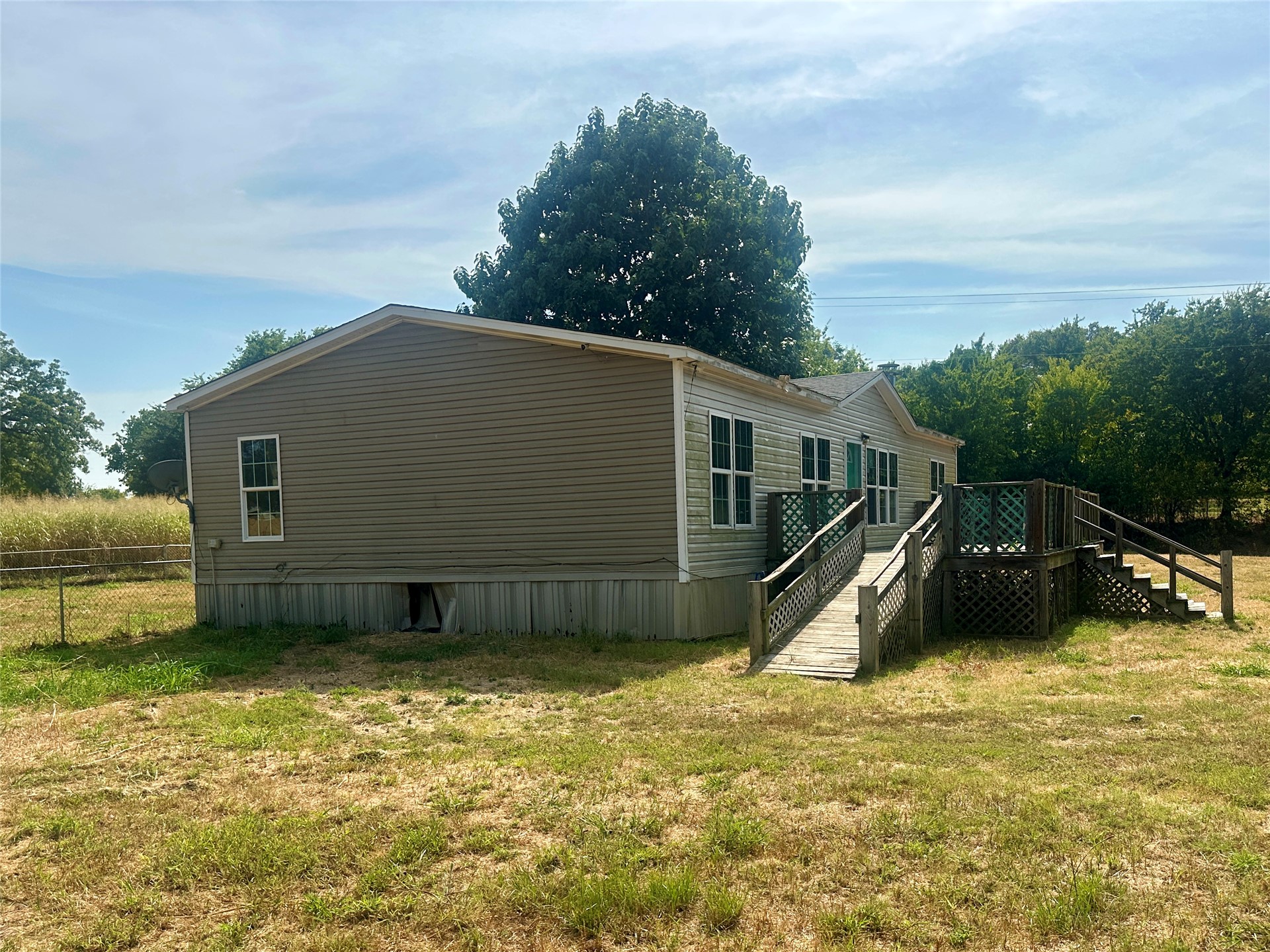 202 E I Avenue Property Photo 33