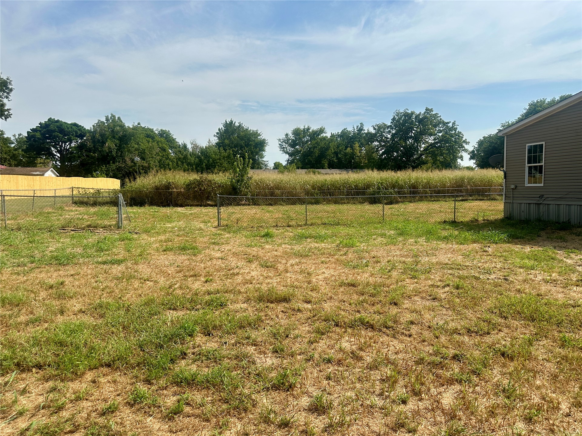 202 E I Avenue Property Photo 34