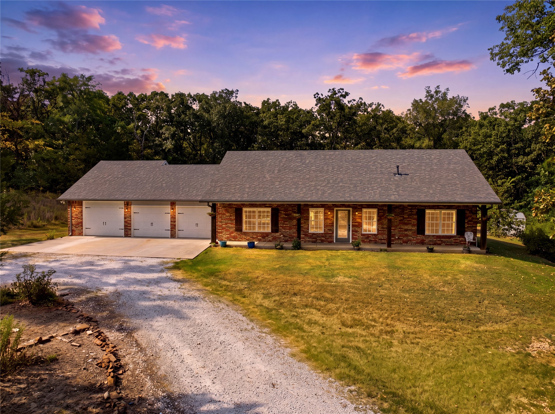 452833 E 1030 Road Property Photo 1