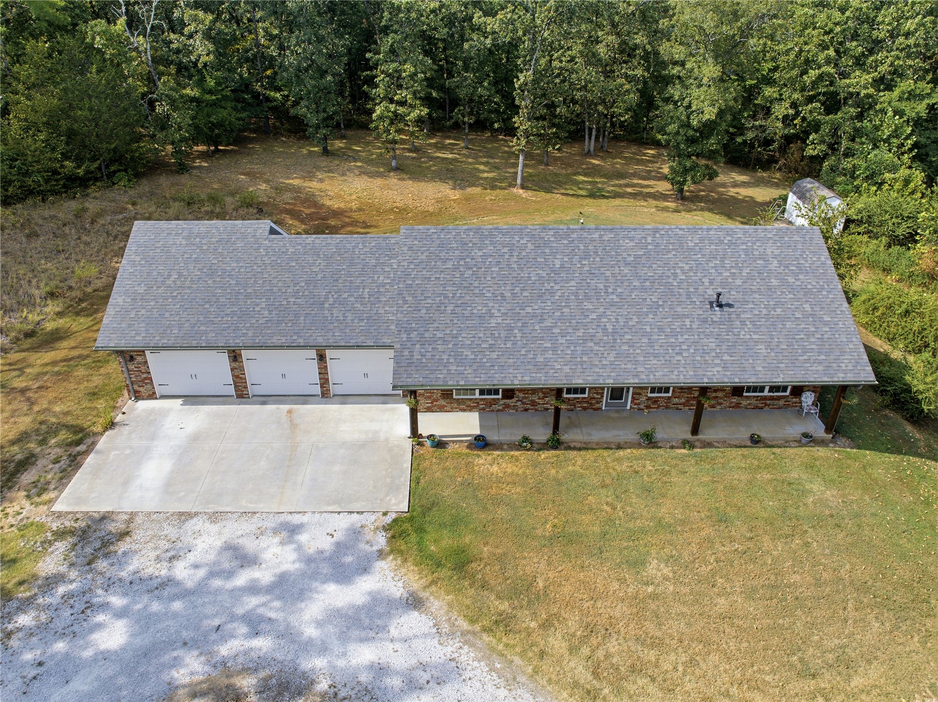 452833 E 1030 Road Property Photo 5