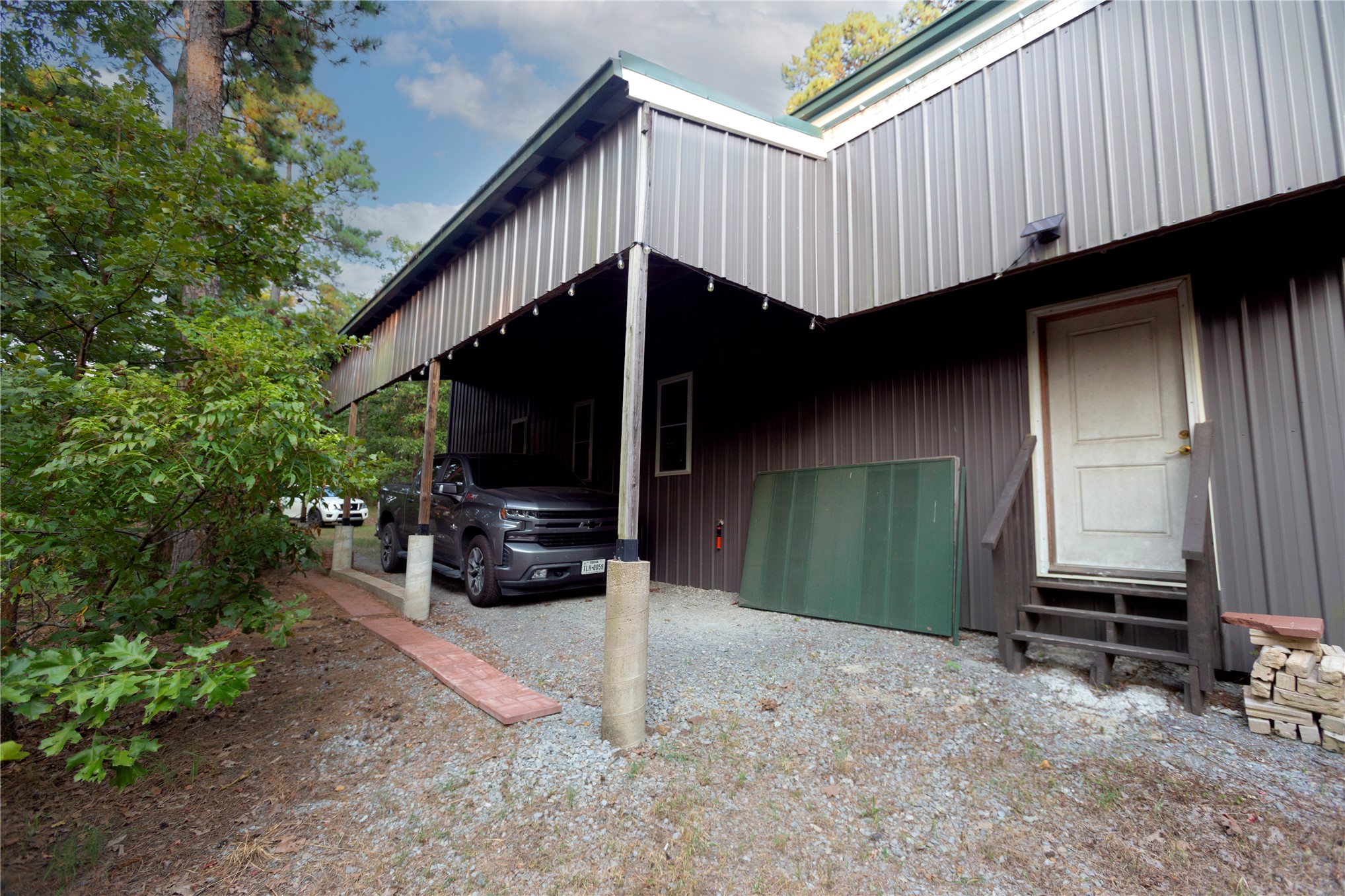 62 Se Hwy 1 Property Photo 54