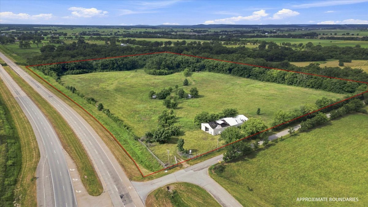 69 W 360 Road Property Photo 21