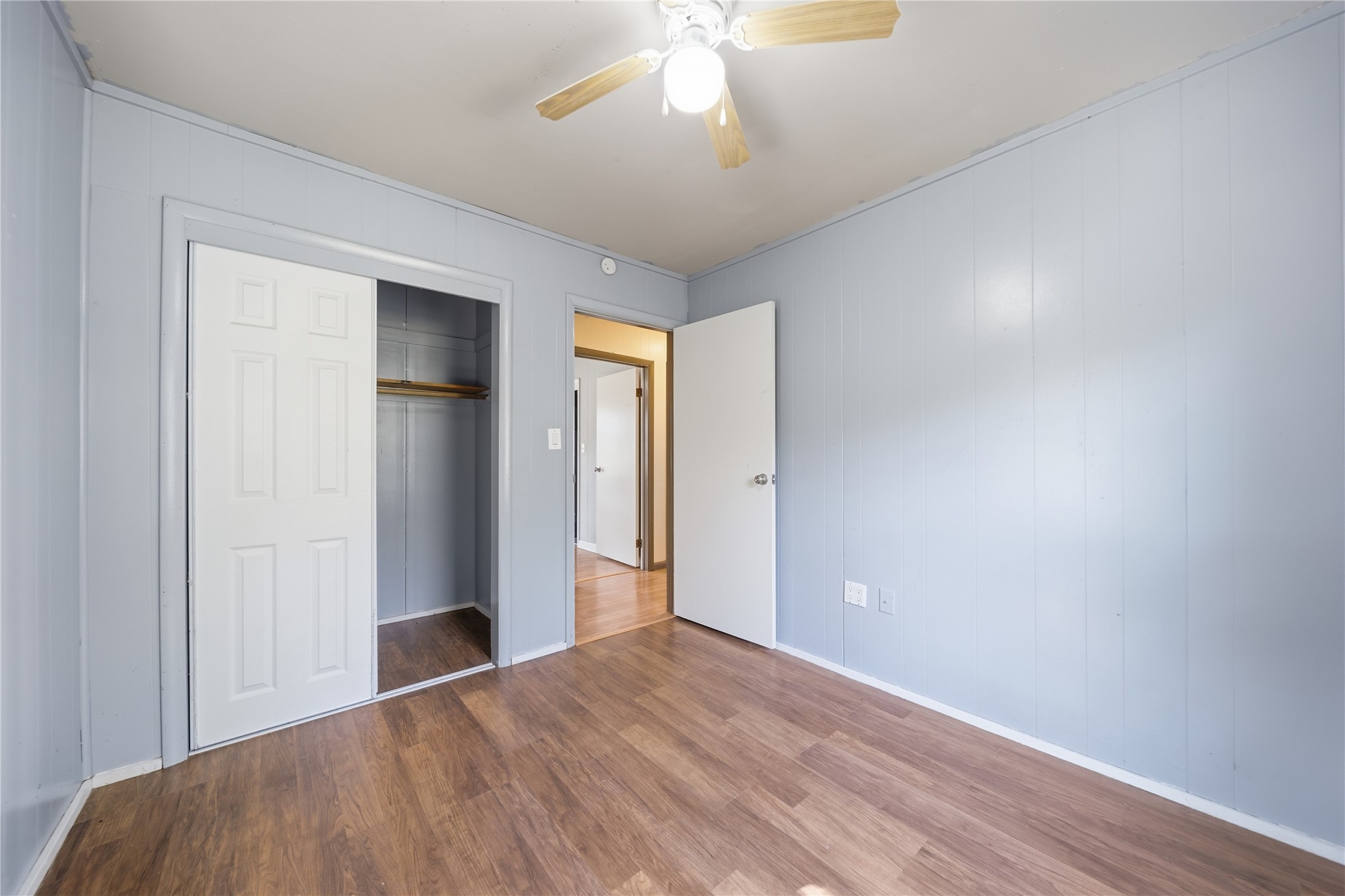 217 W 2nd Avenue Property Photo 18