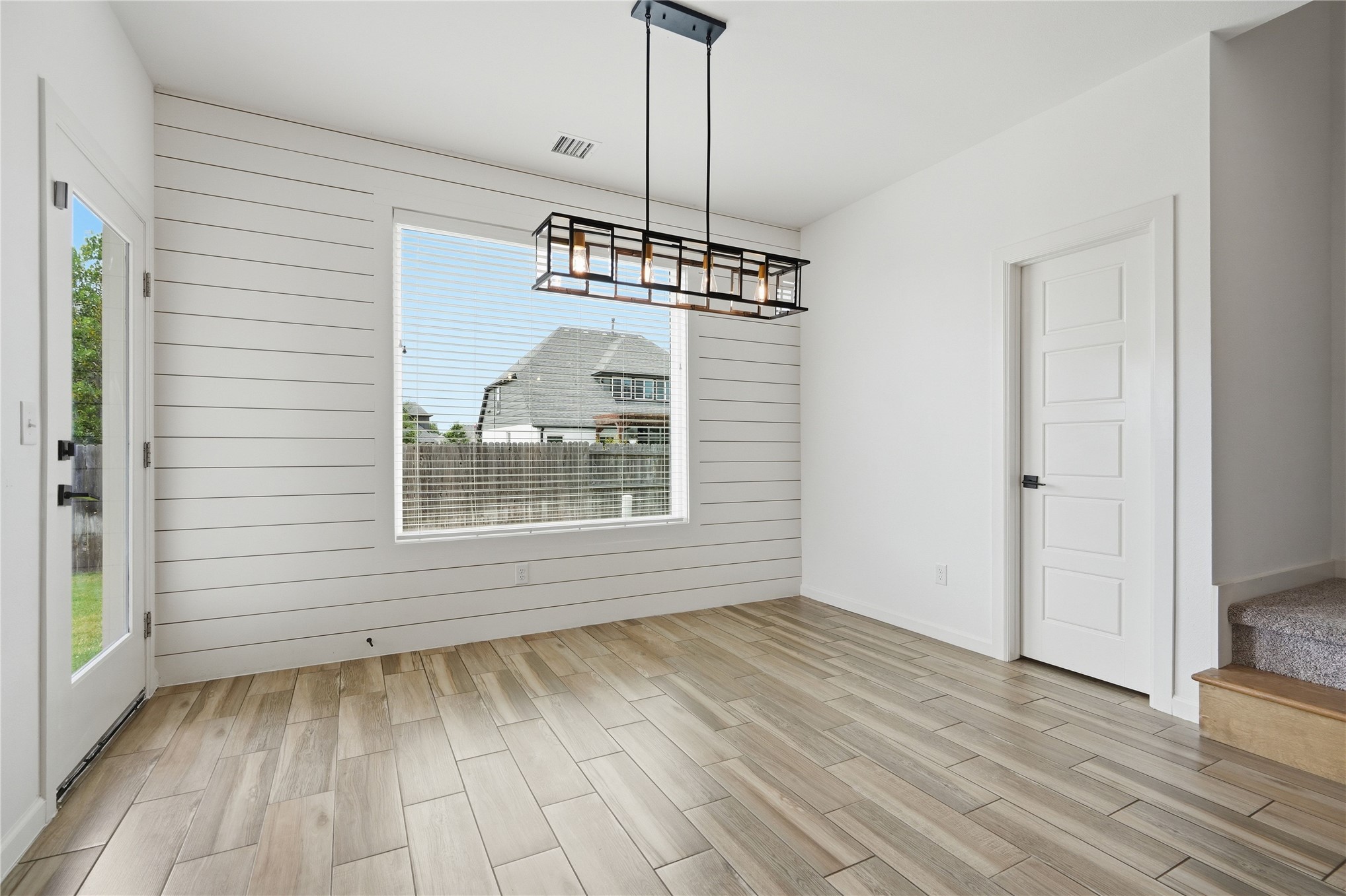 12822 S Birch Street Property Photo 13