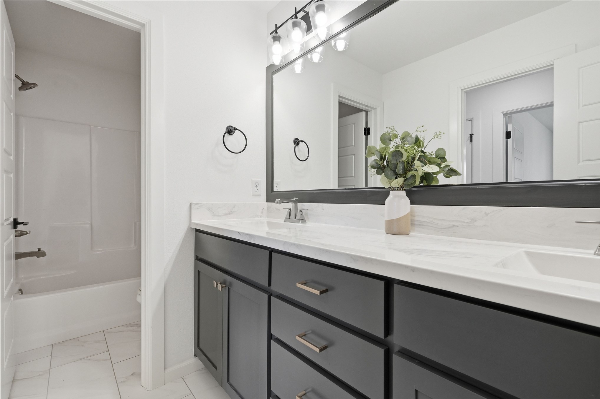 12822 S Birch Street Property Photo 38
