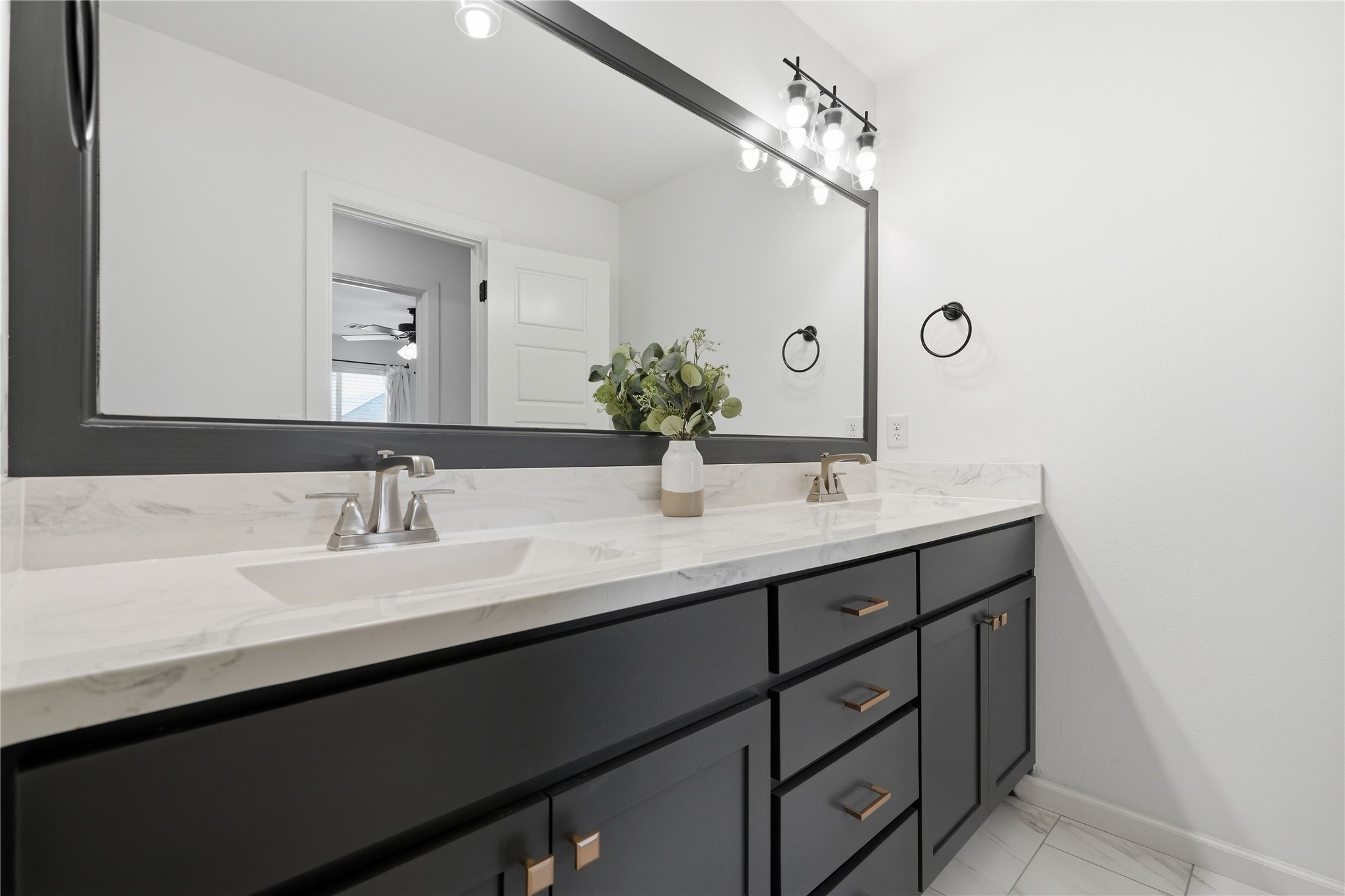 12822 S Birch Street Property Photo 40