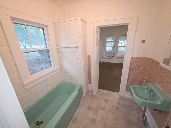 128 S 4th Street Property Photo 10