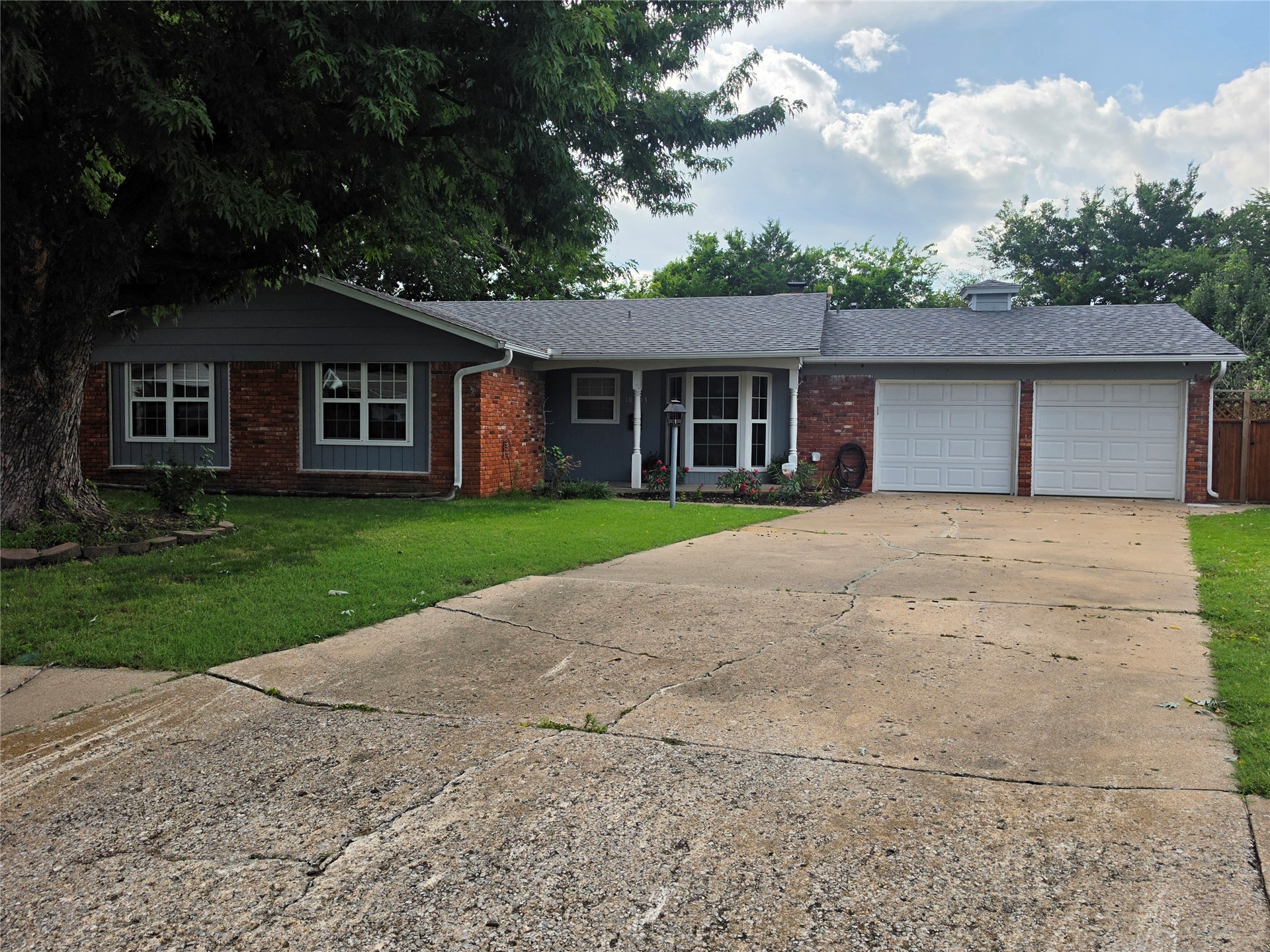 10703 E 16th Place E Property Photo