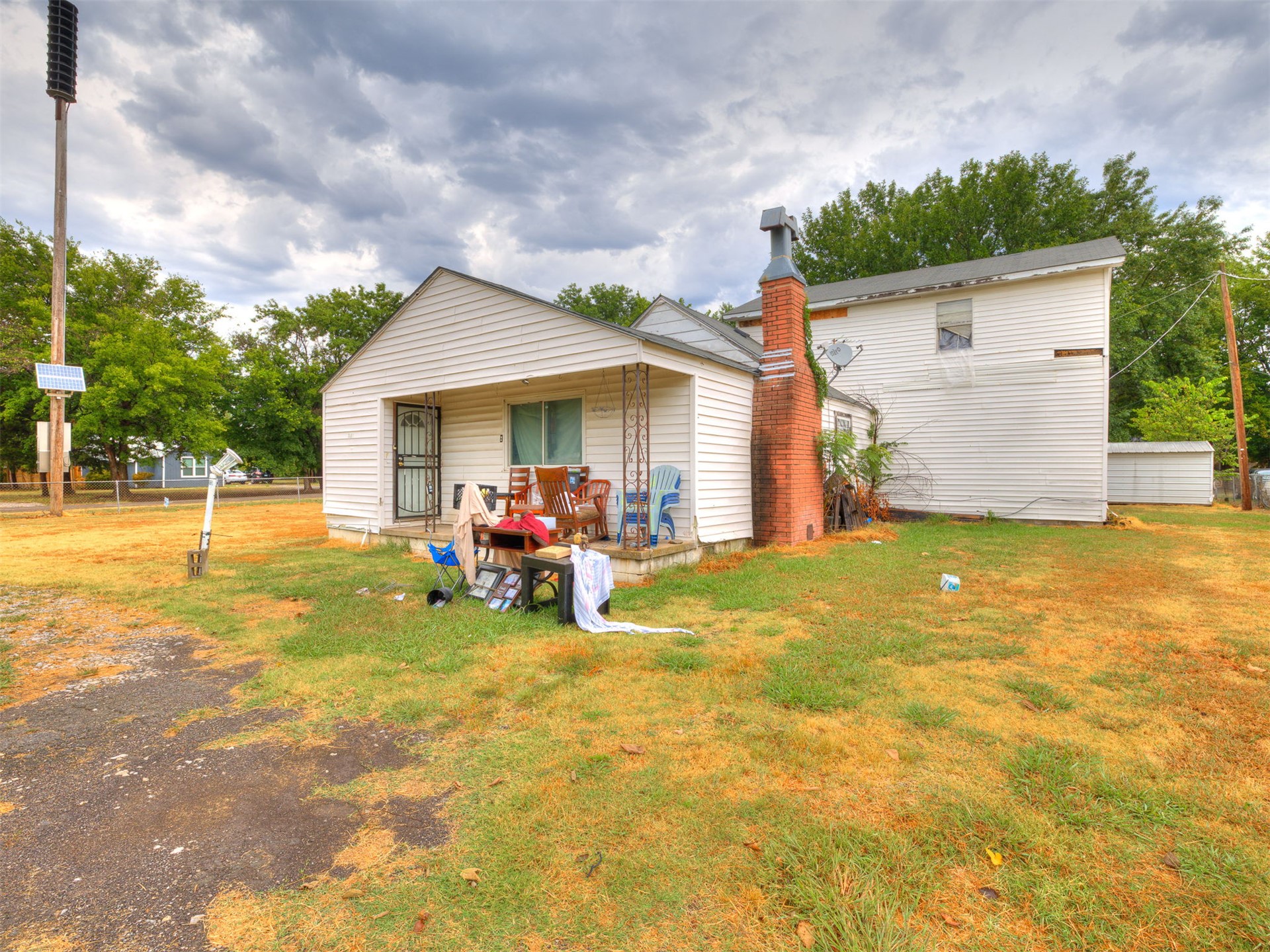 7415 N Trenton Avenue Property Photo 6
