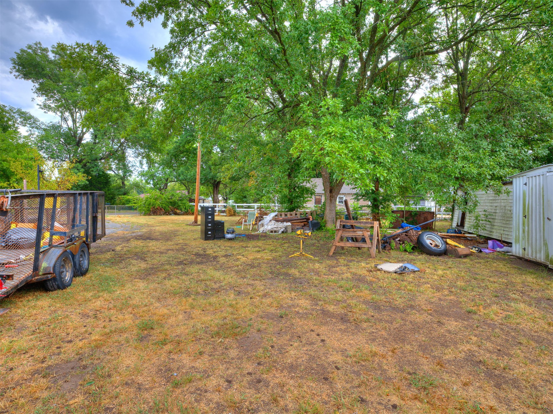 7415 N Trenton Avenue Property Photo 15