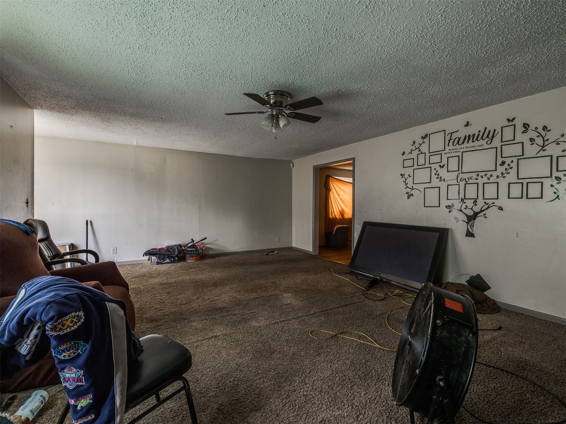 7415 N Trenton Avenue Property Photo 22