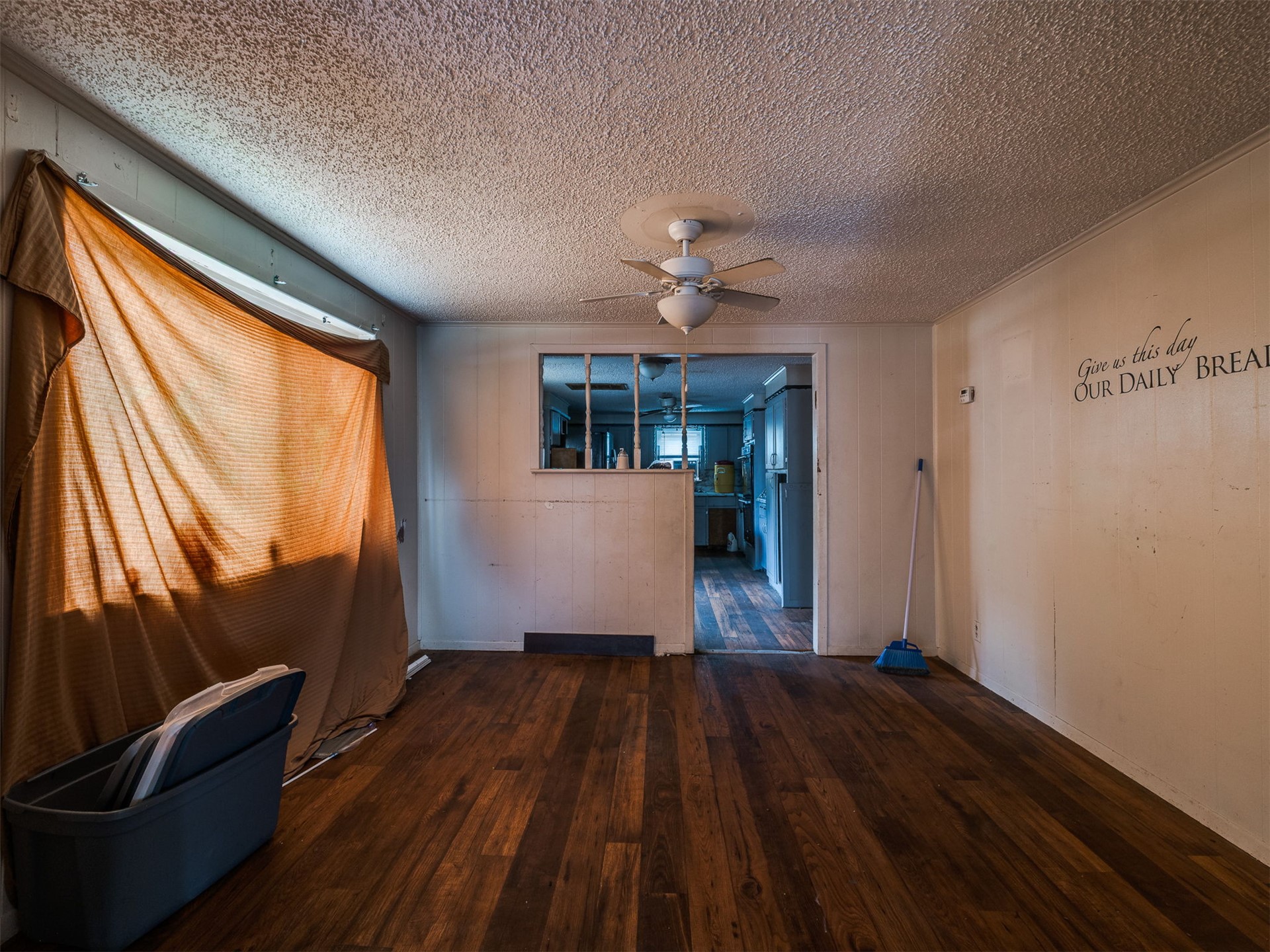 7415 N Trenton Avenue Property Photo 23