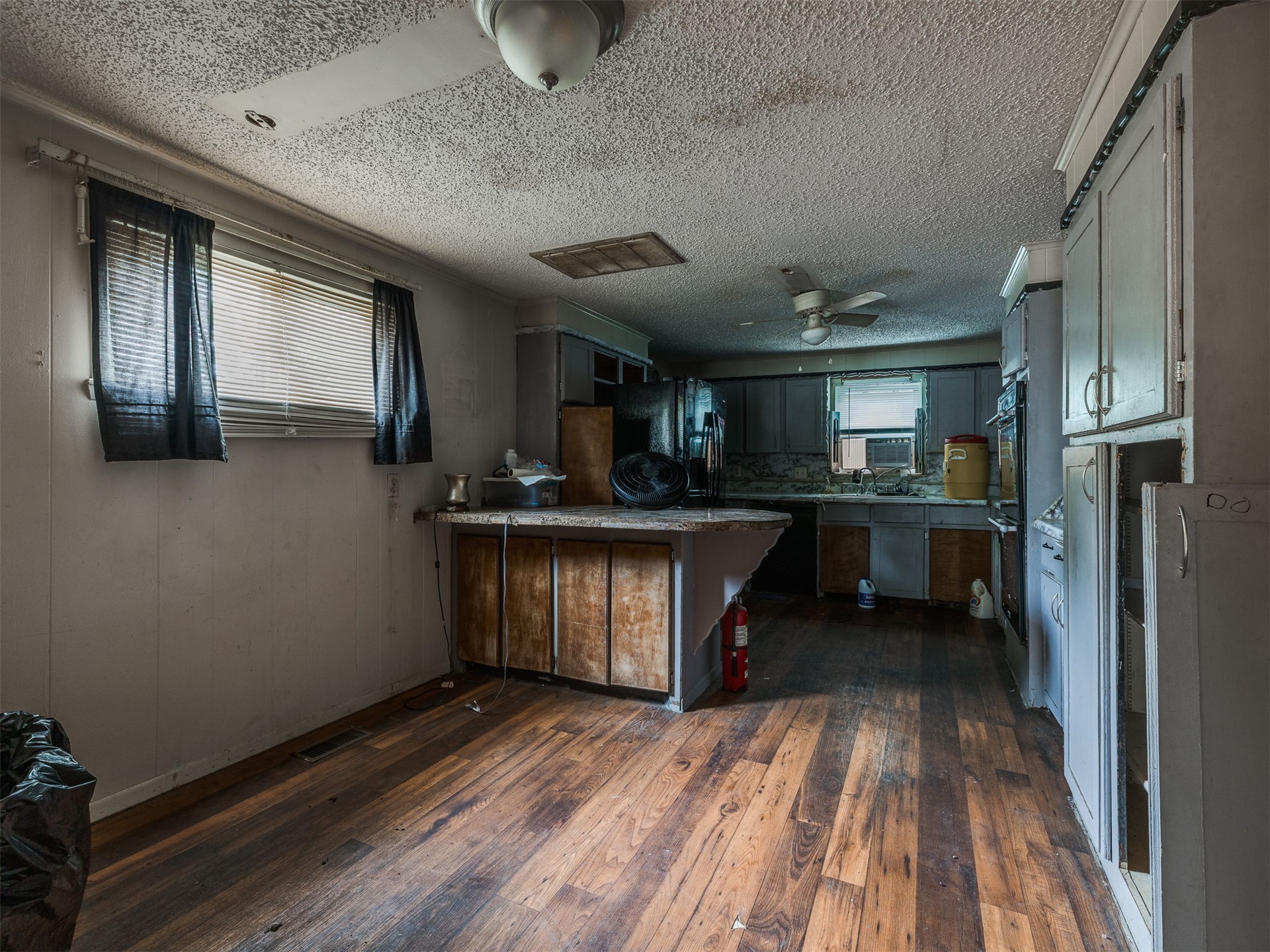 7415 N Trenton Avenue Property Photo 25