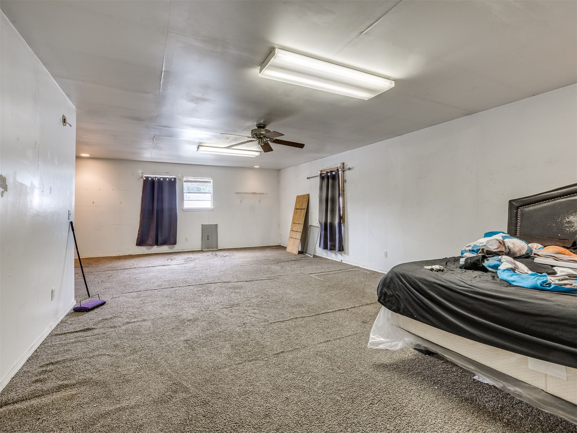 7415 N Trenton Avenue Property Photo 40