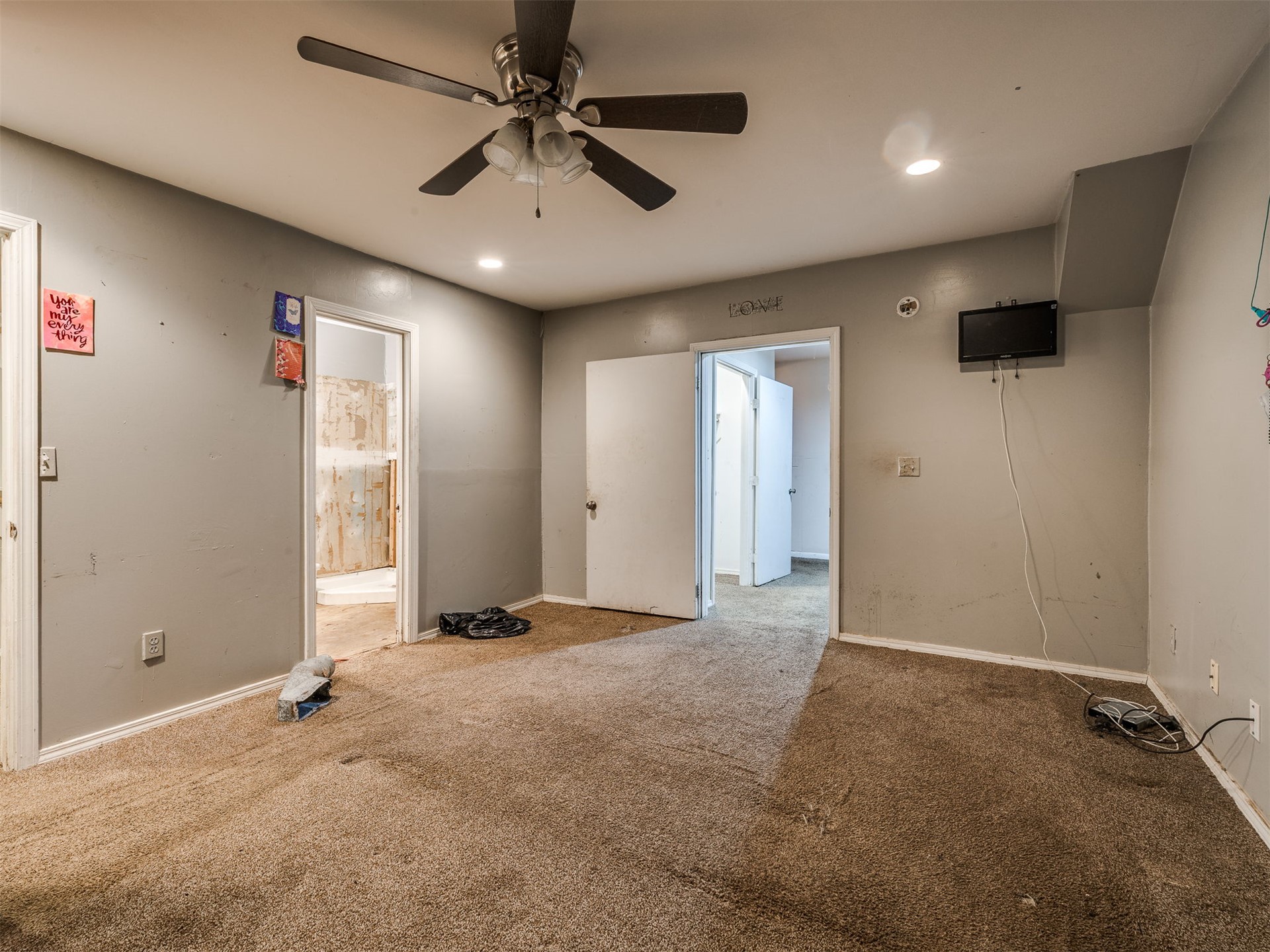 7415 N Trenton Avenue Property Photo 43