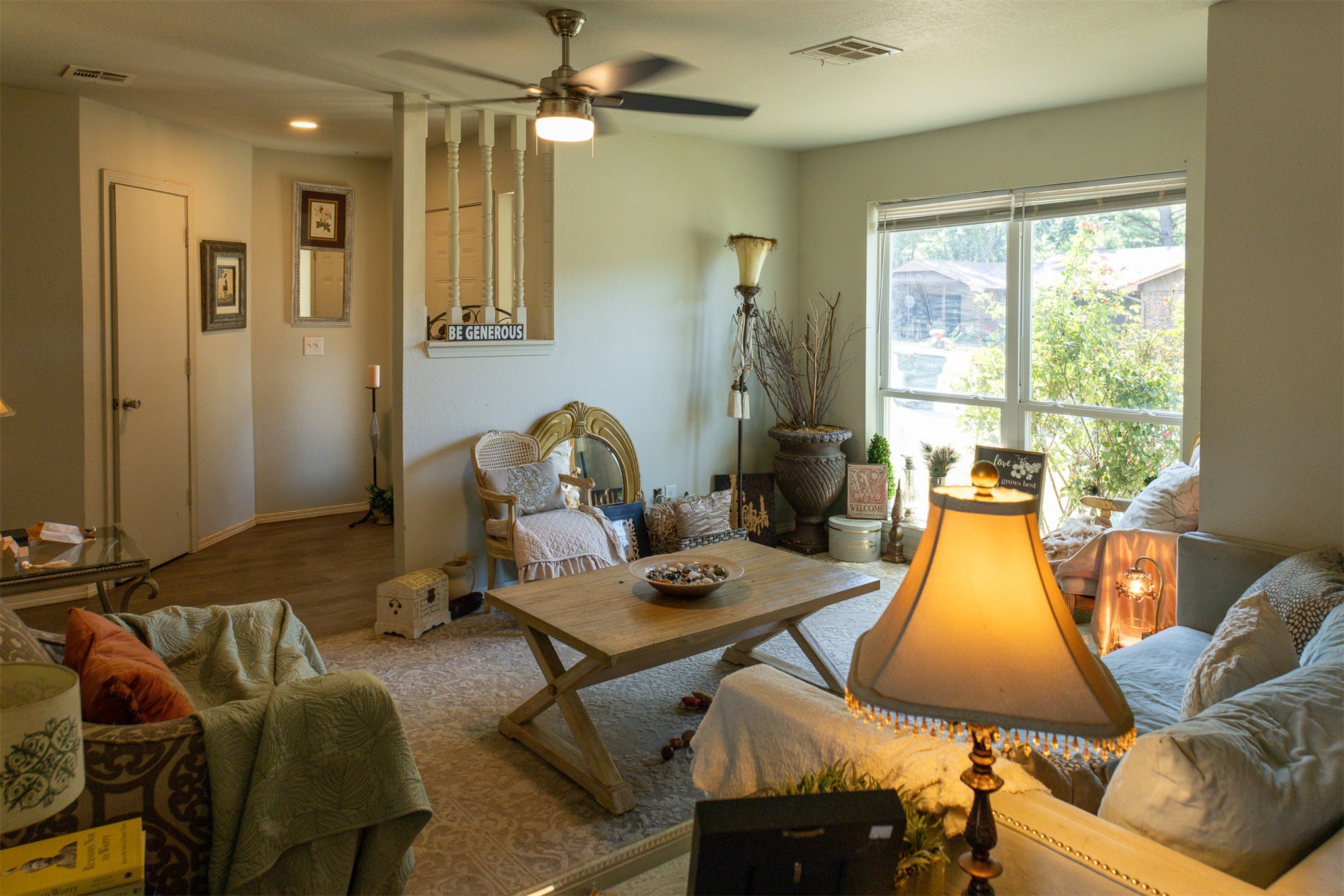 706 Violet Street Property Photo 5