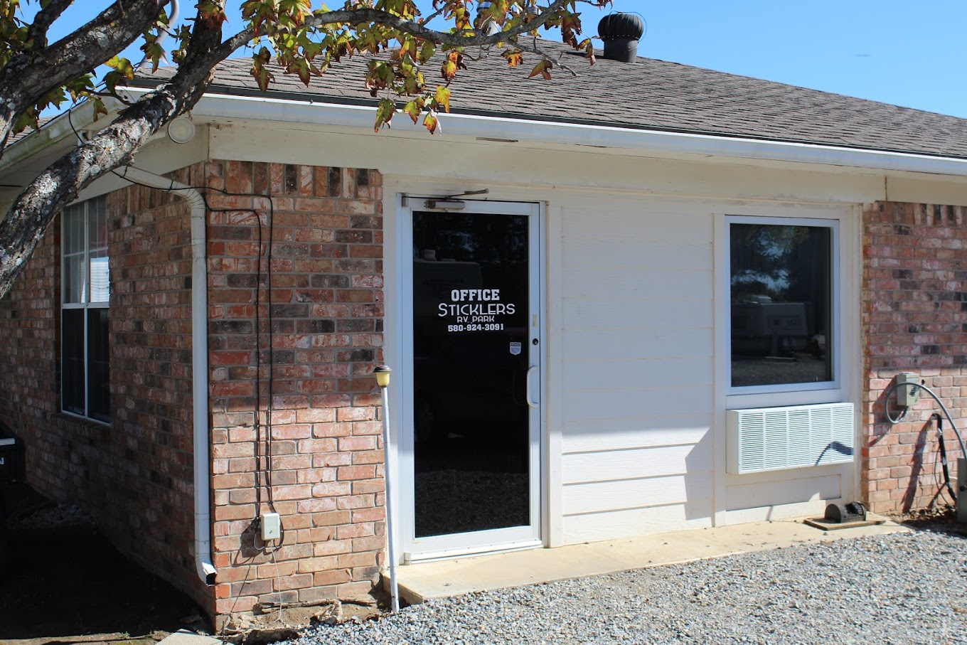 8756 Us 70 Property Photo 2