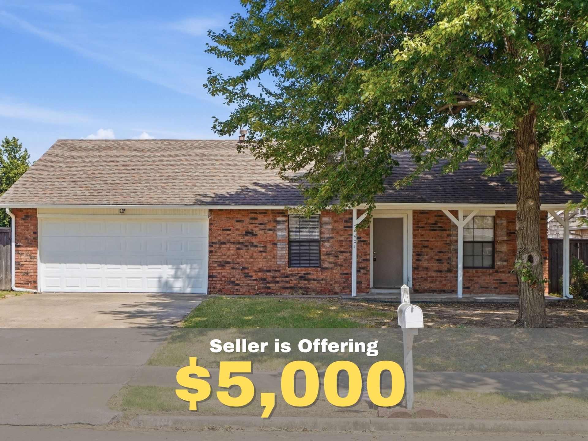 4401 S Maple Avenue Property Photo 1
