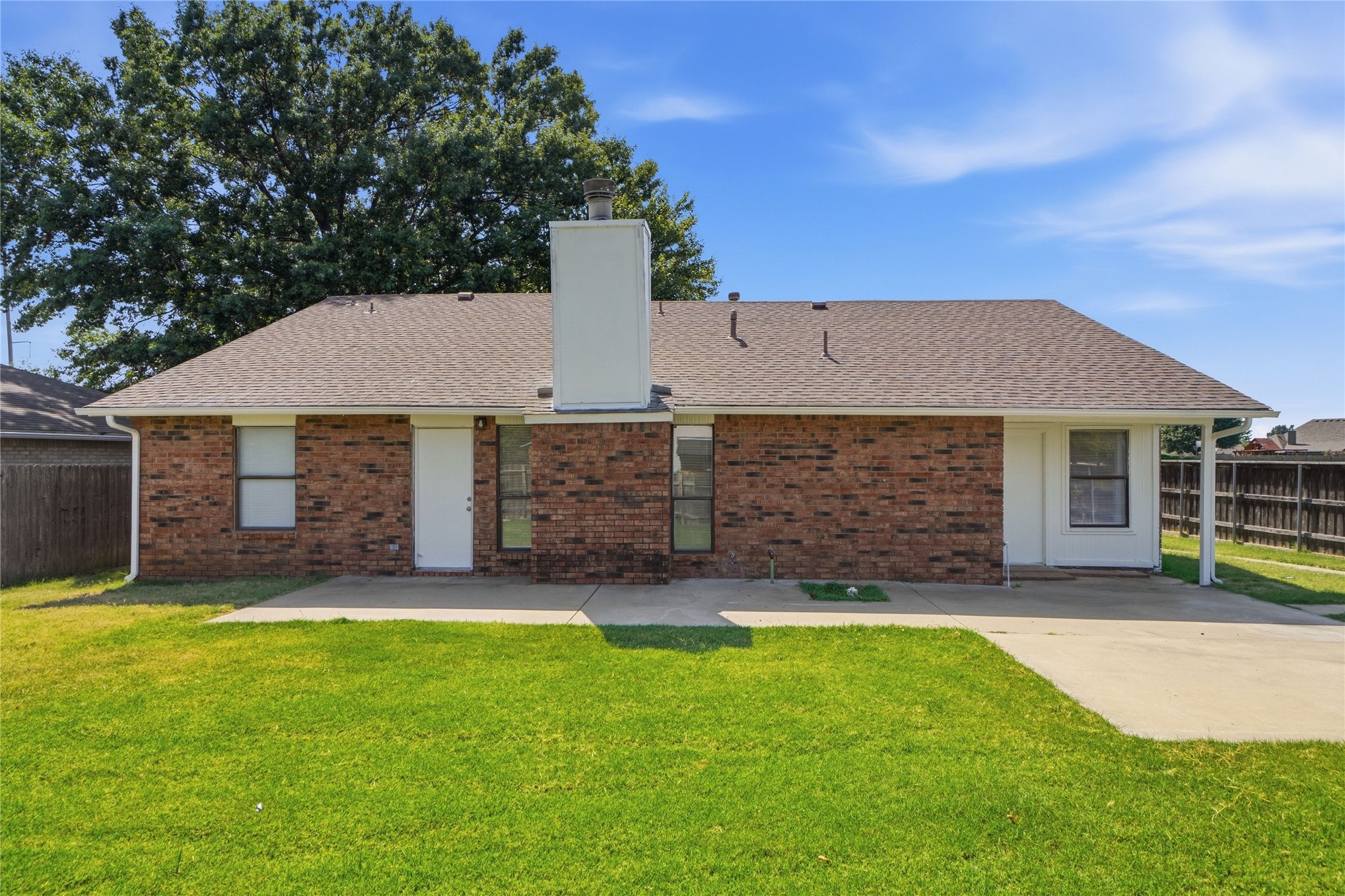 4401 S Maple Avenue Property Photo 30