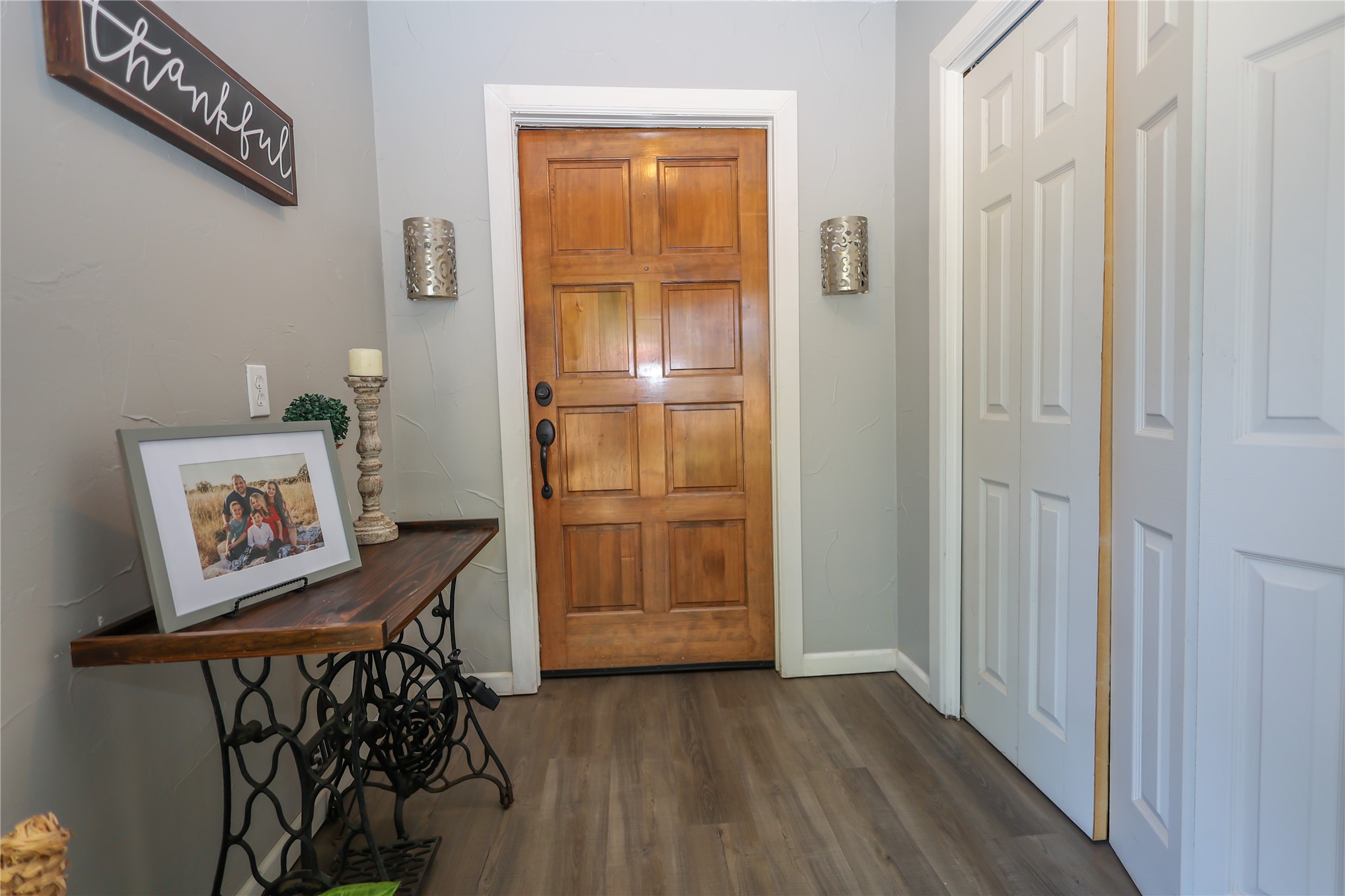 1024 Oak Drive Property Photo 3