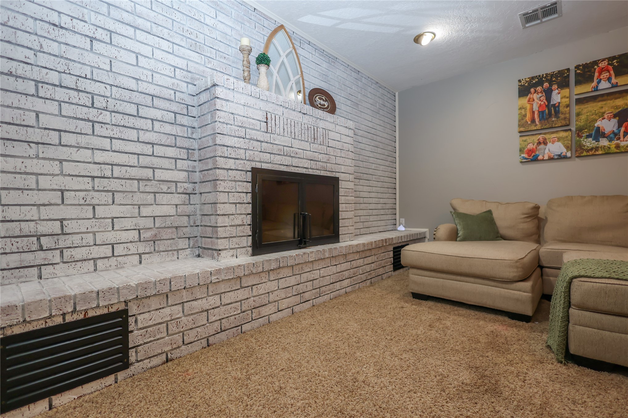 1024 Oak Drive Property Photo 5