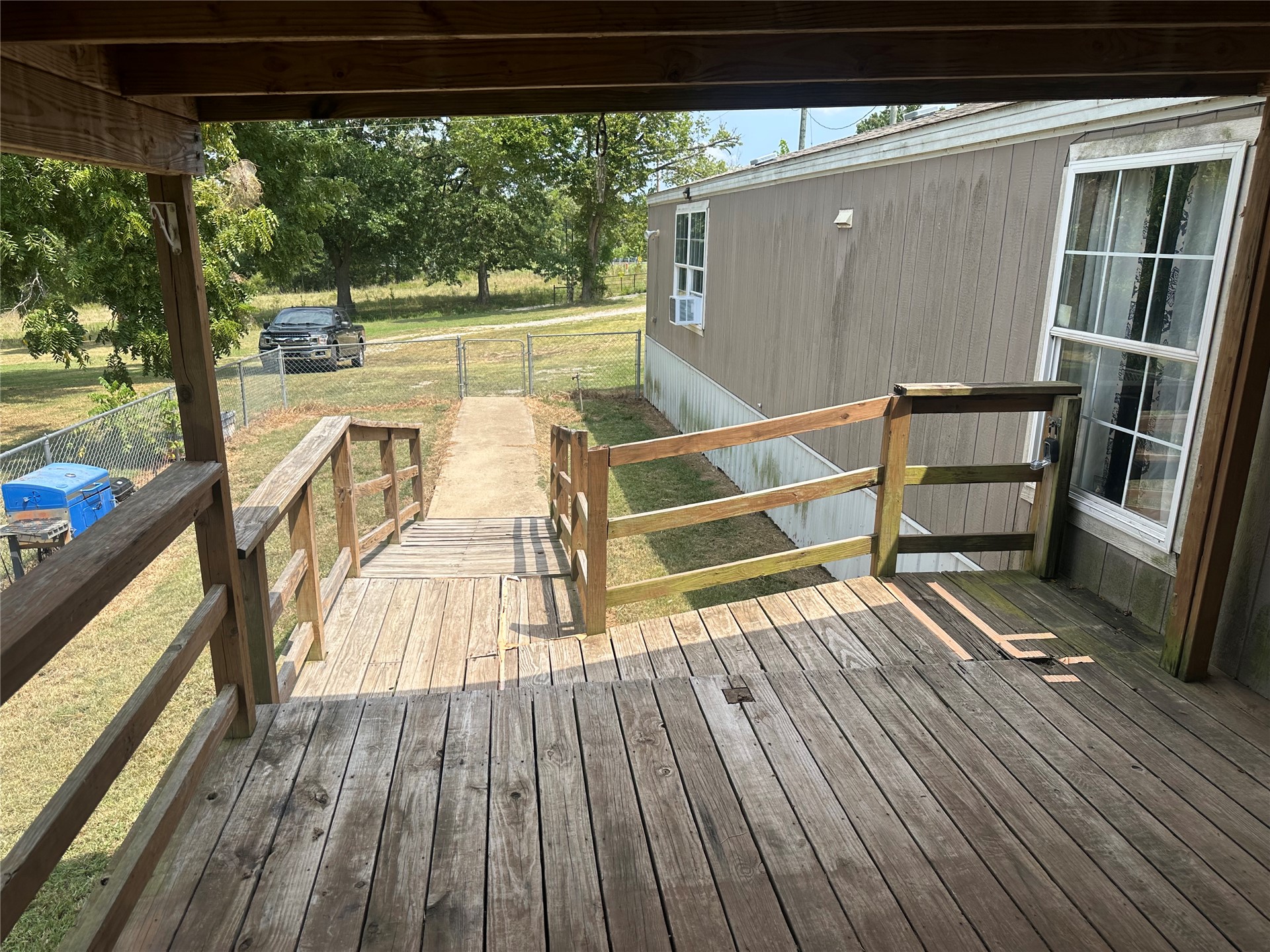 12115 N Highway 82 Property Photo 5