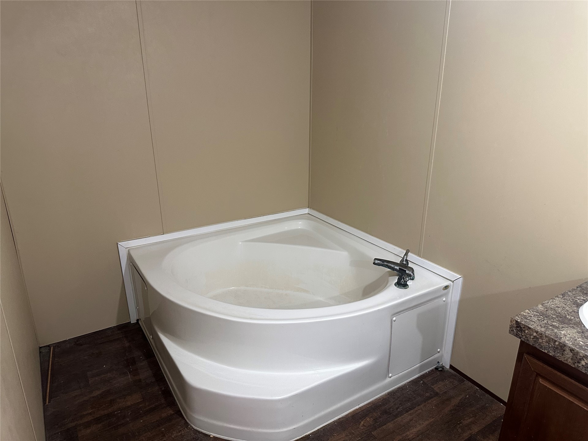 12115 N Highway 82 Property Photo 17