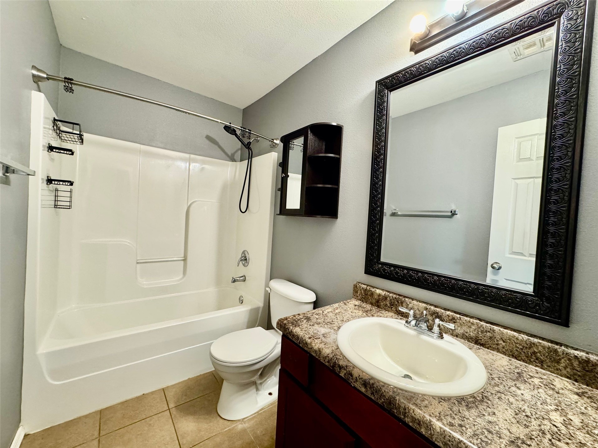 3401 E Irvington Place Property Photo 26
