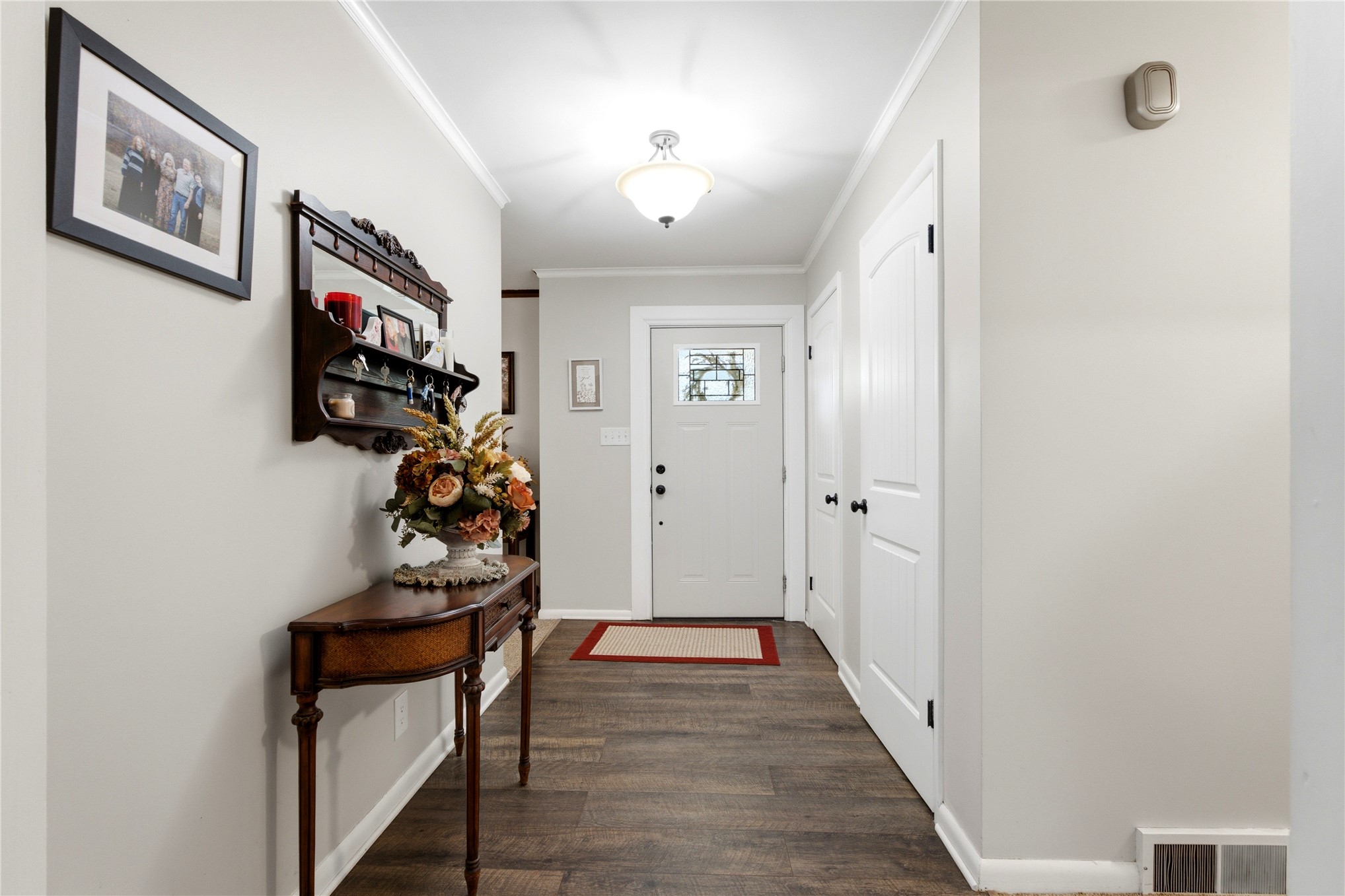 4215 Robertson Boulevard Property Photo 3