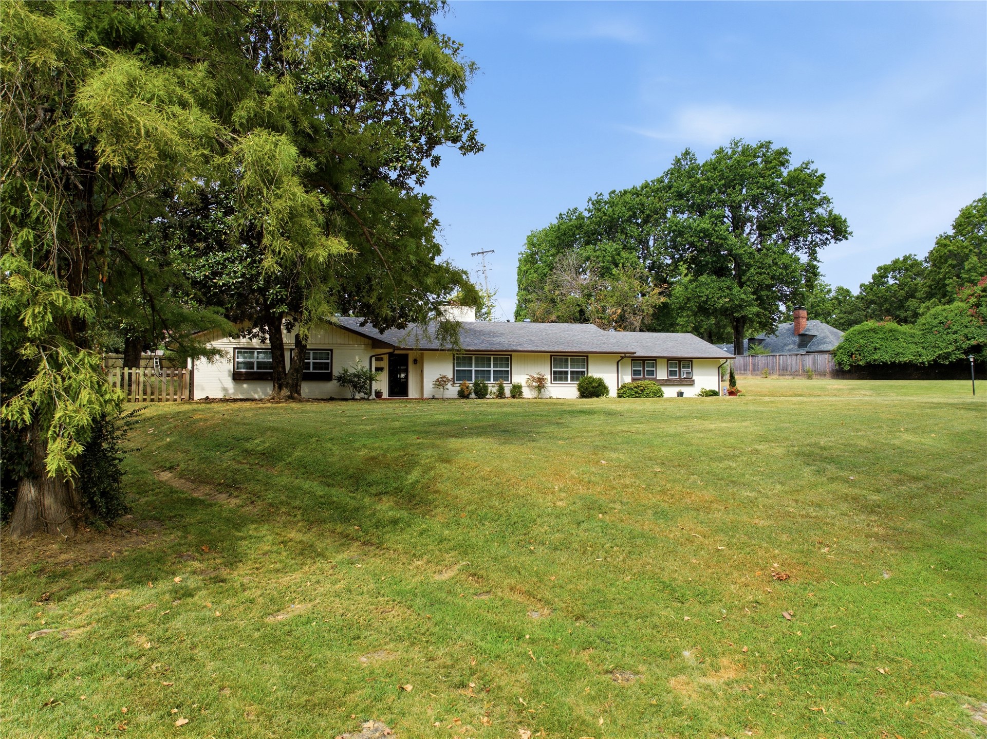 4215 Robertson Boulevard Property Photo 35