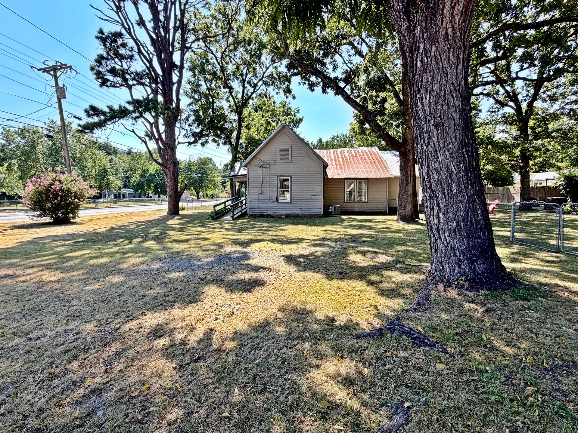 420 W Allen Road Property Photo 23