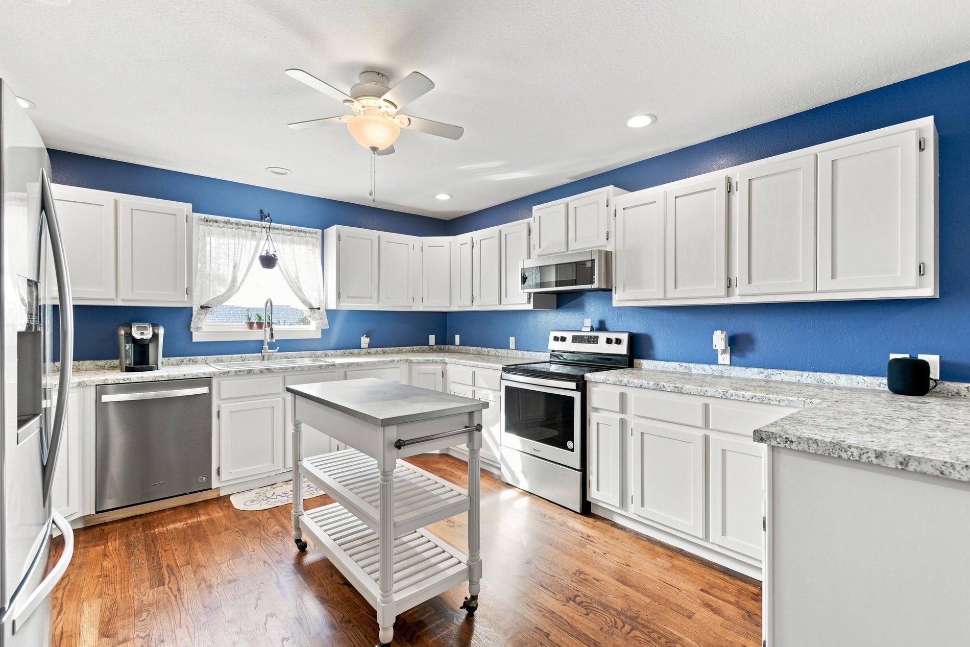 5665 Lakeview Drive Property Photo 13