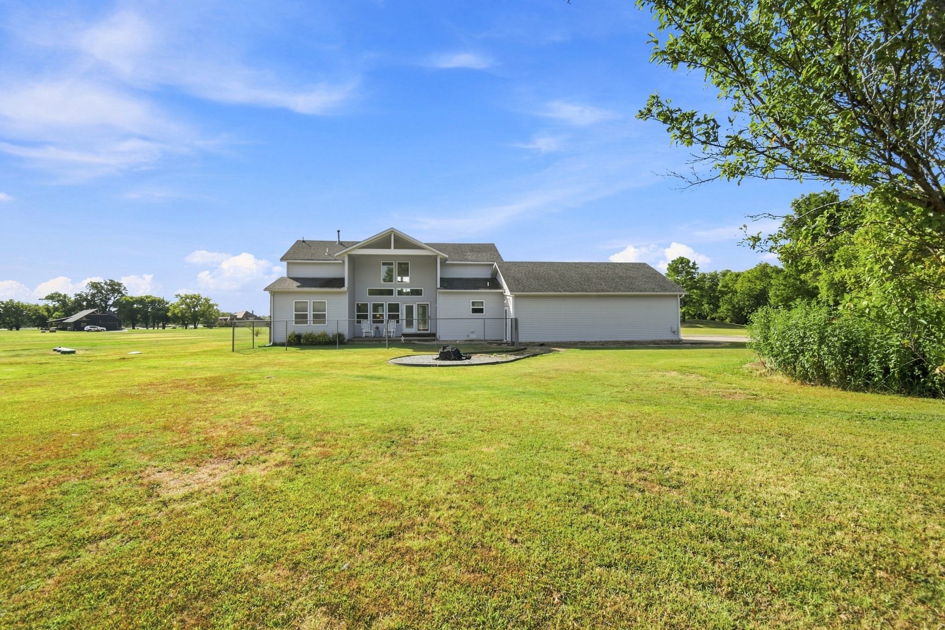 5665 Lakeview Drive Property Photo 32