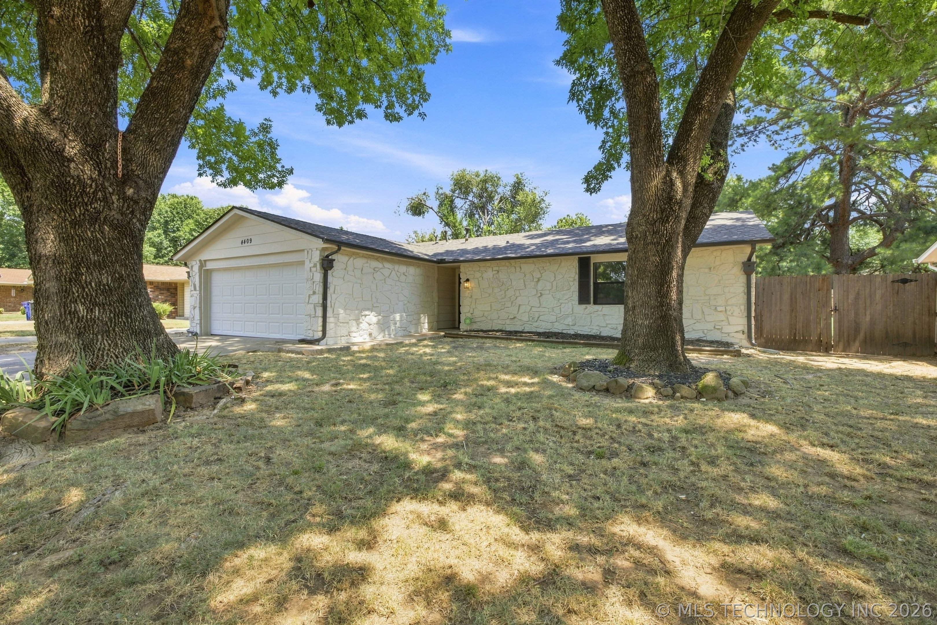 4409 Firewood Avenue Property Photo 2