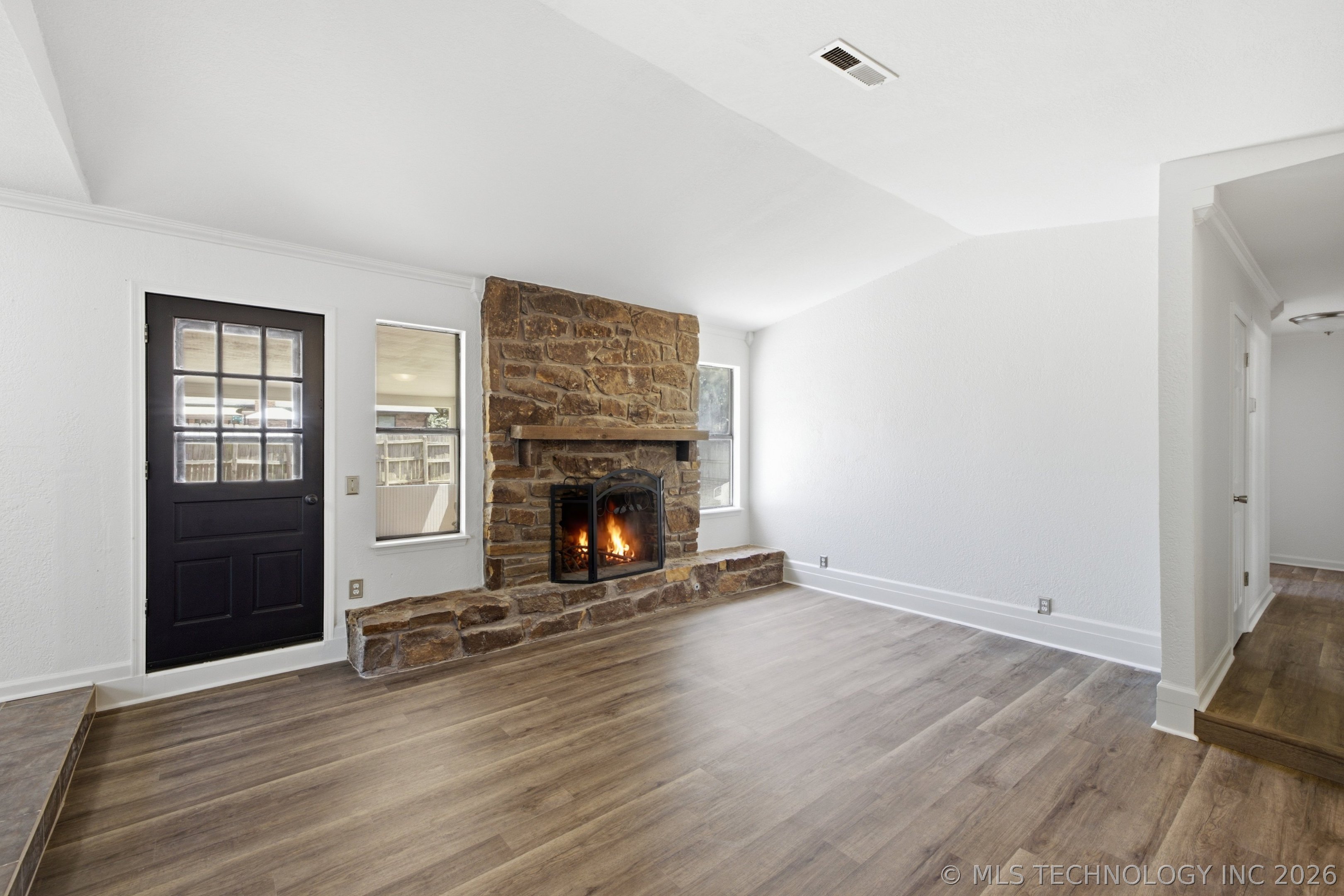4409 Firewood Avenue Property Photo 6
