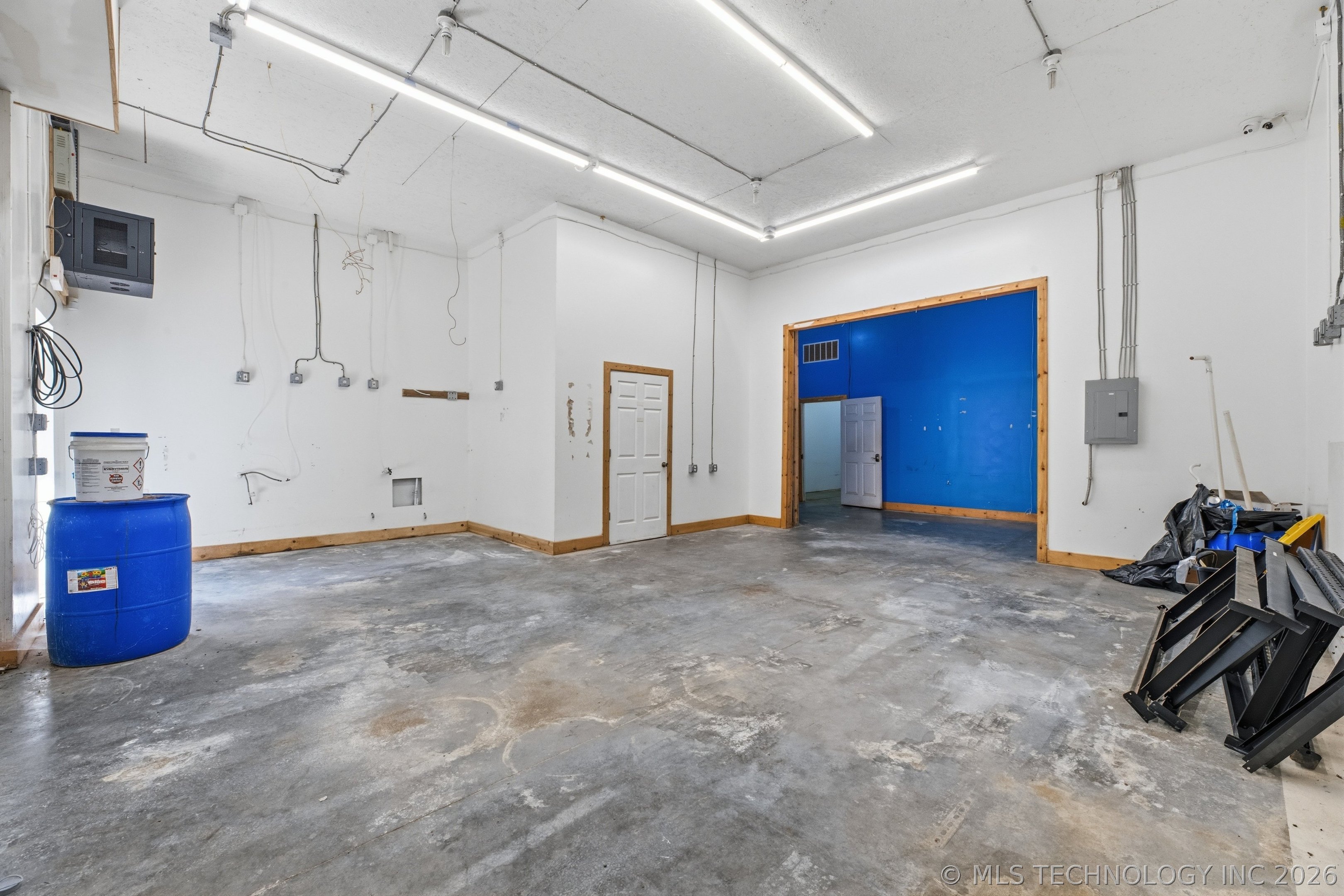 10812 N Sheridan Road Property Photo 6